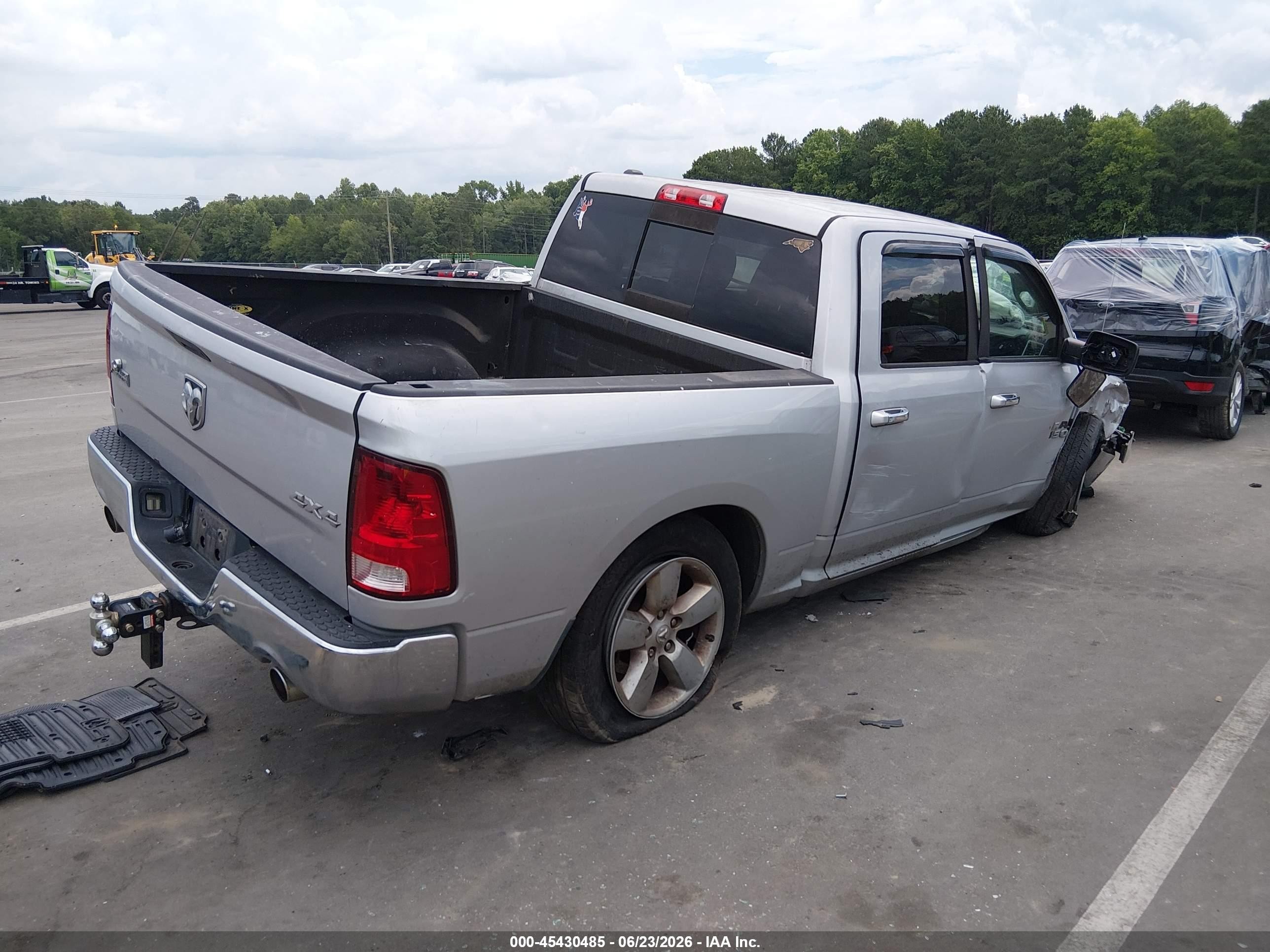 2013 Ram 1500 Big Horn Silver vin: 1C6RR7LT5DS634689