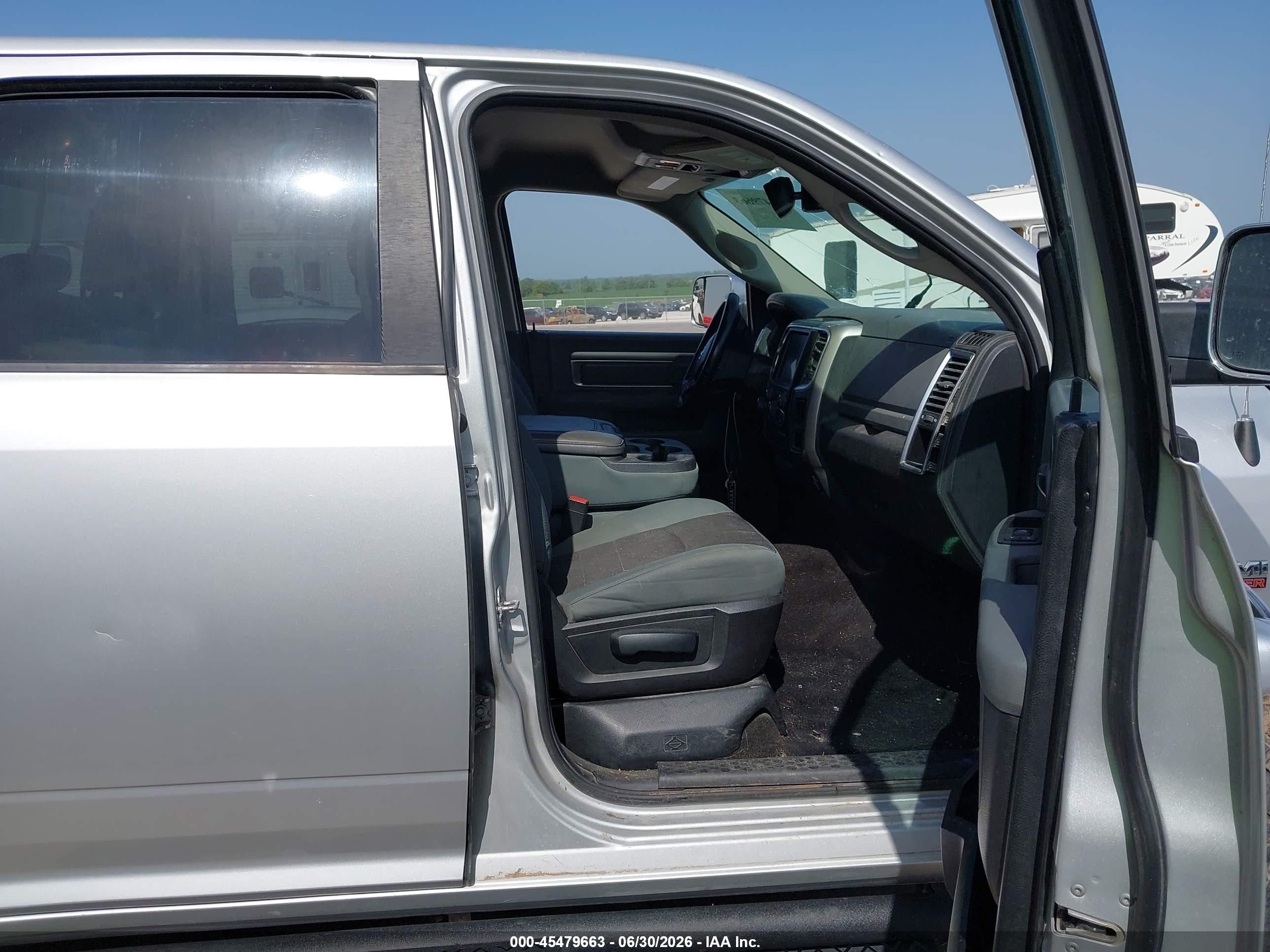 2014 Ram 1500 Big Horn Silver vin: 1C6RR7LT5ES309283