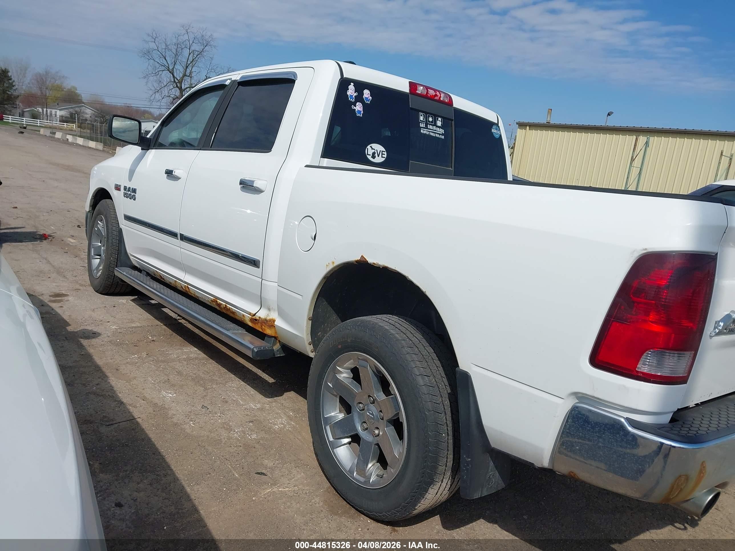 2015 Ram 1500 Slt White vin: 1C6RR7LT5FS536992