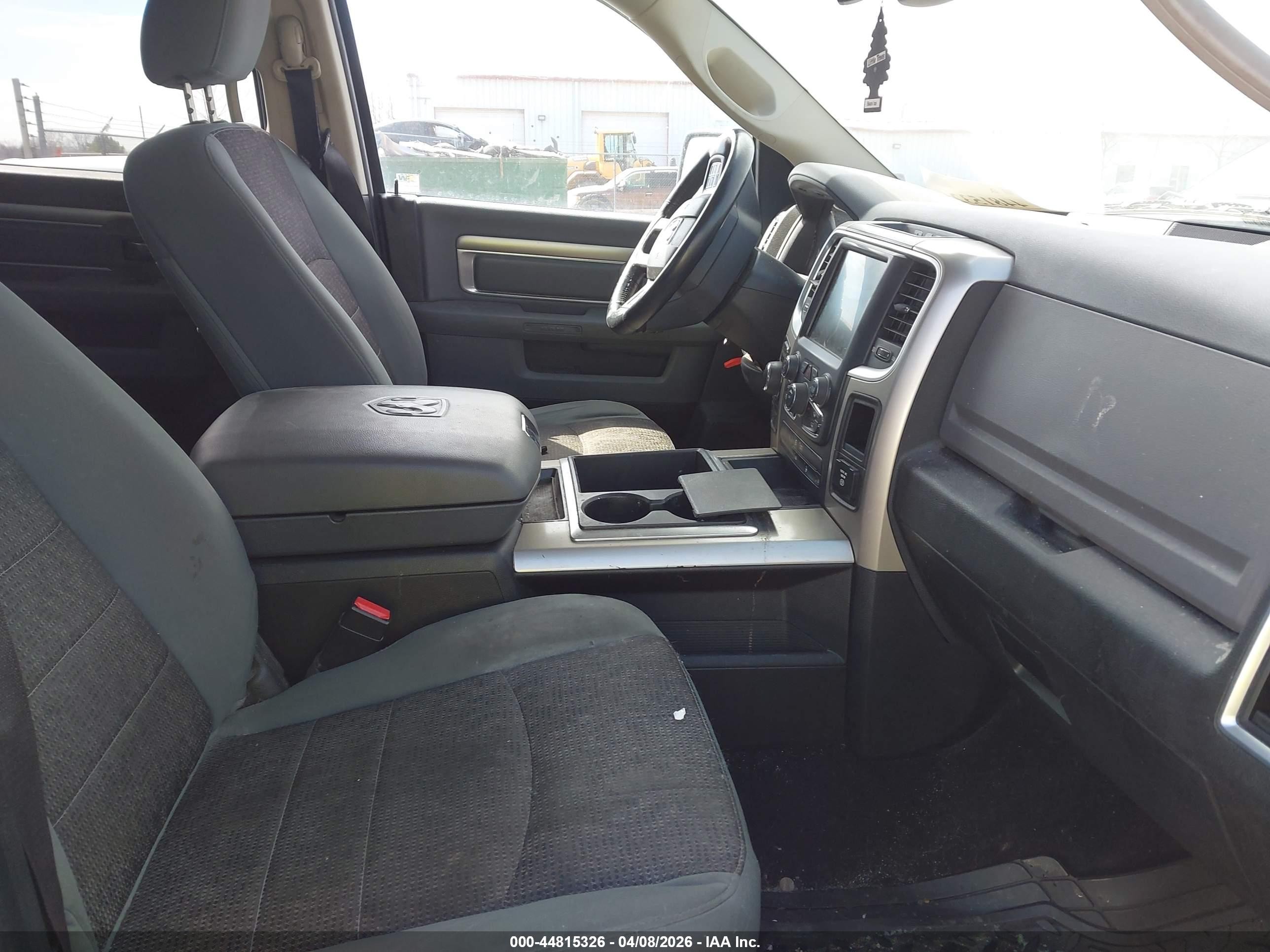 2015 Ram 1500 Slt White vin: 1C6RR7LT5FS536992