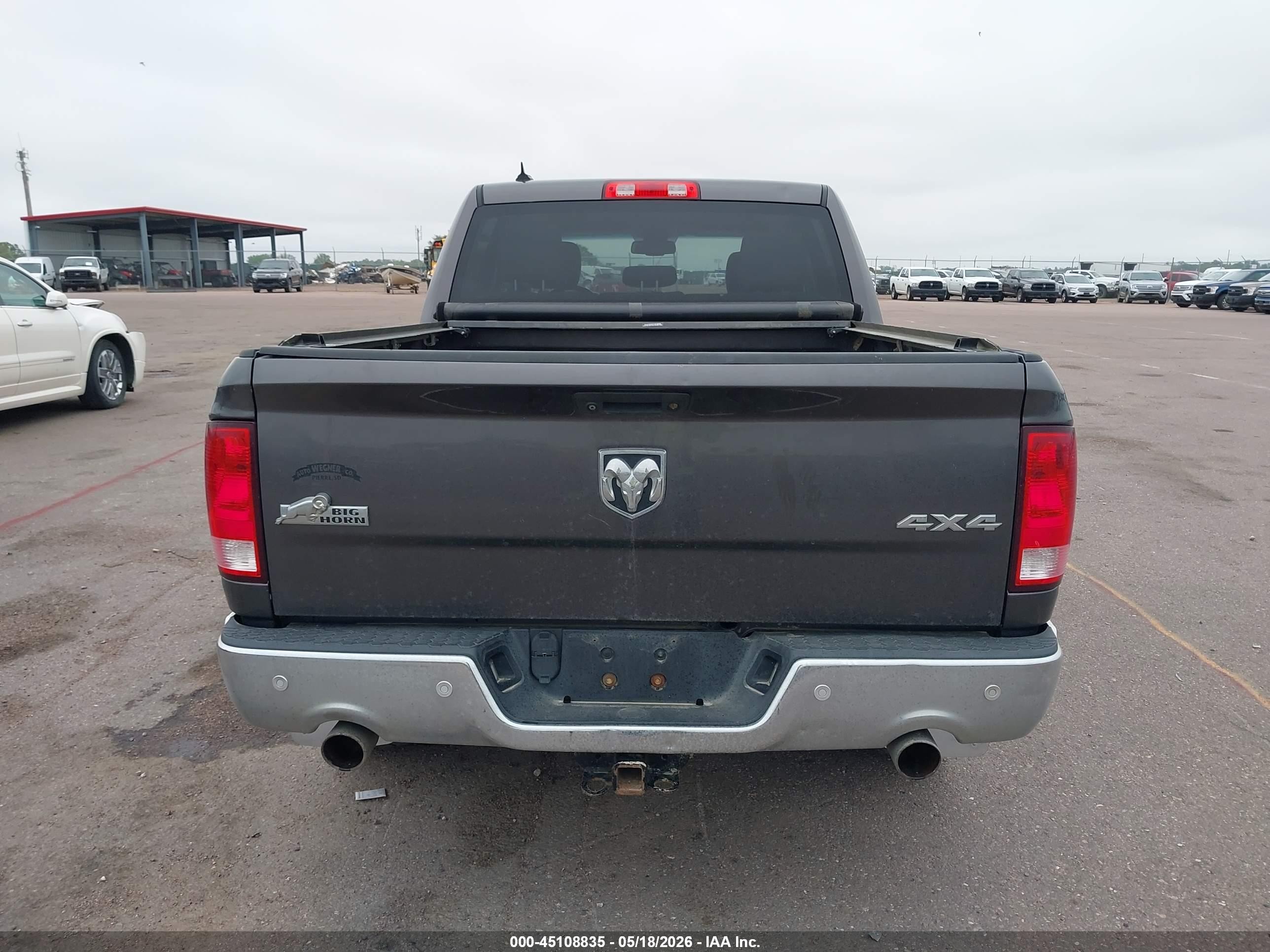 2015 Ram 1500 Big Horn Silver vin: 1C6RR7LT5FS558300