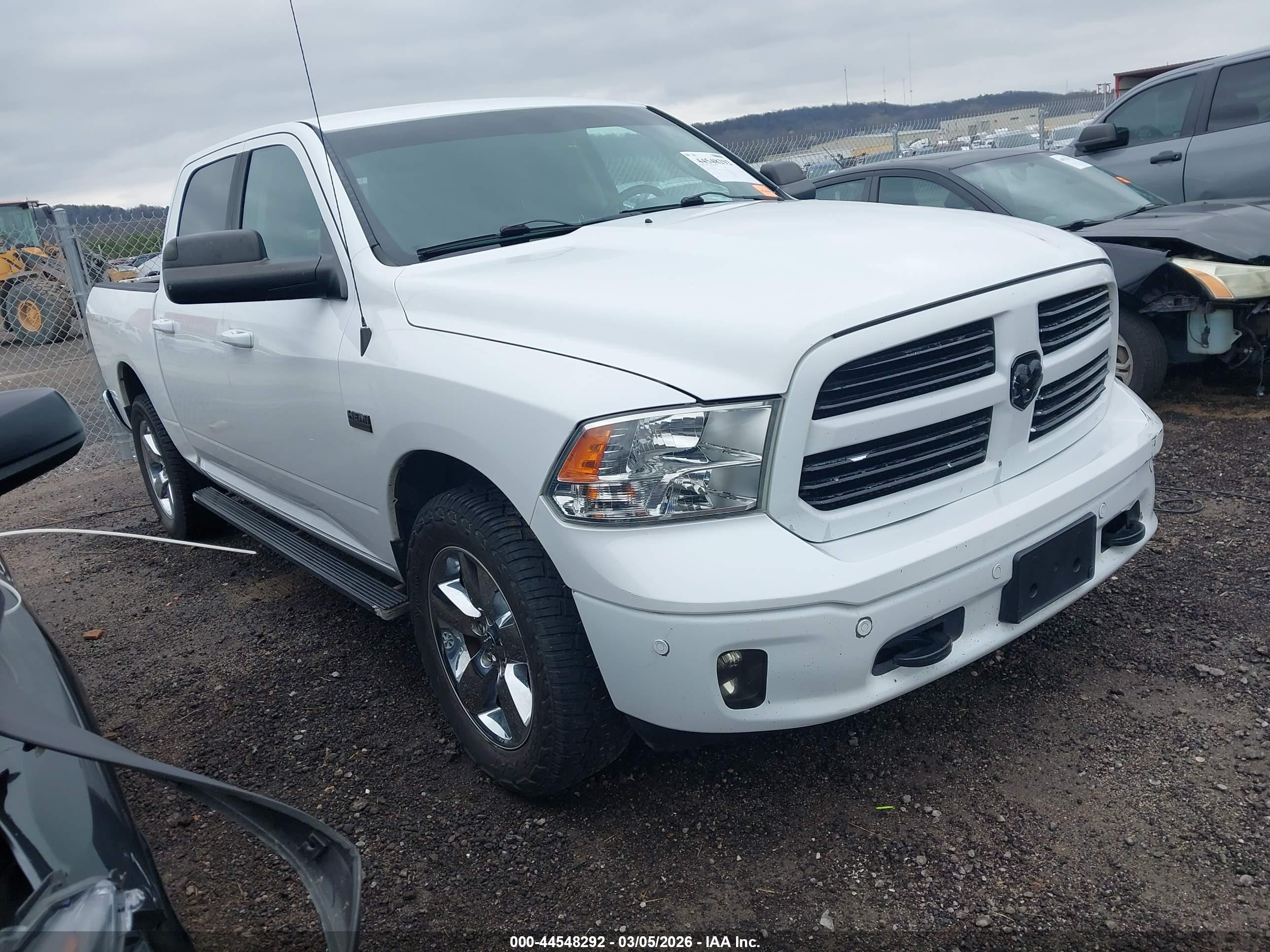 2015 Ram 1500 Lone Star White vin: 1C6RR7LT5FS698475