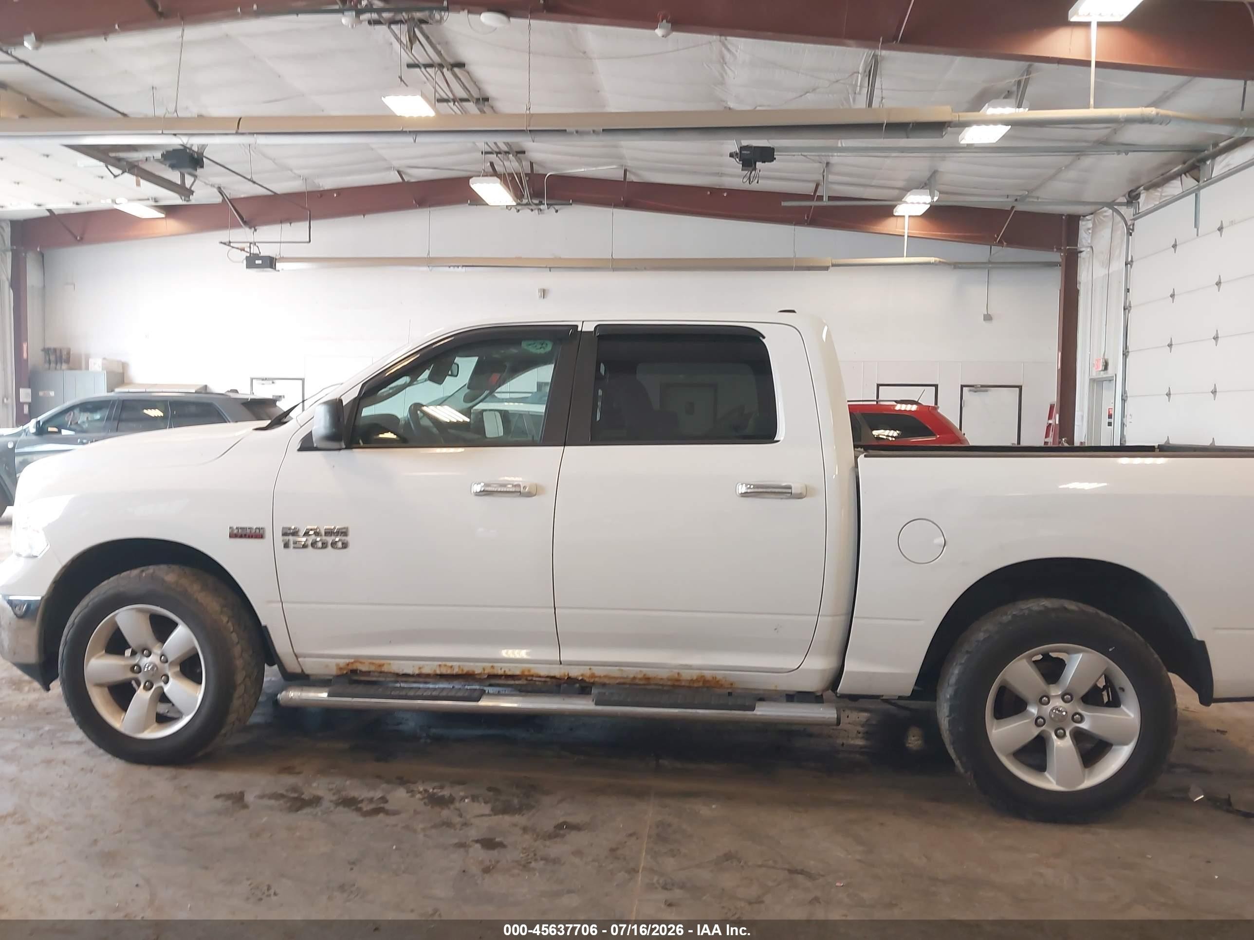 2015 Ram 1500 Slt White vin: 1C6RR7LT5FS707207