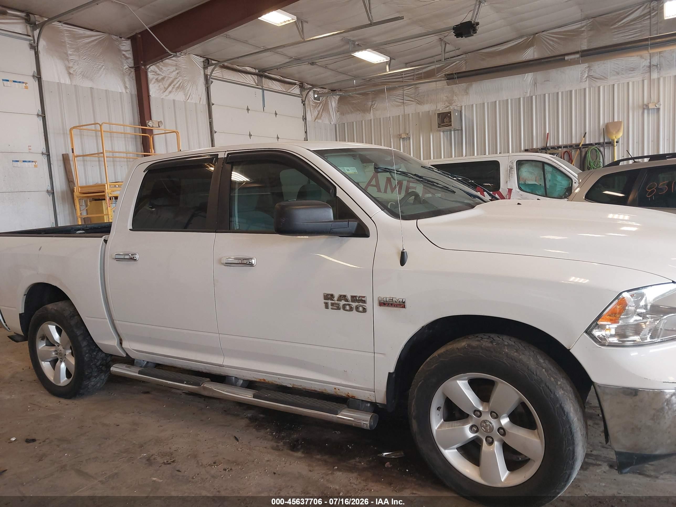 2015 Ram 1500 Slt White vin: 1C6RR7LT5FS707207