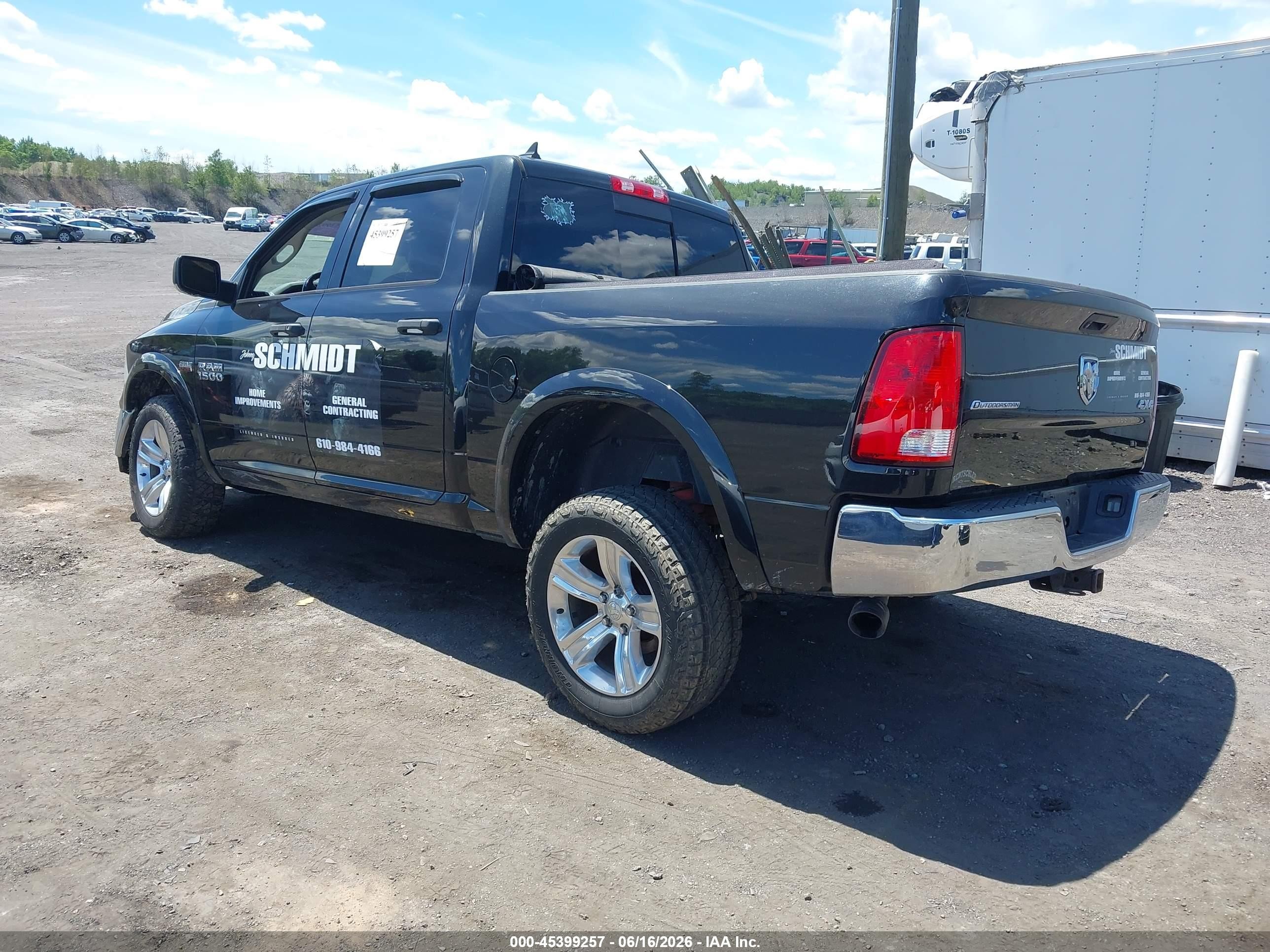 2015 Ram 1500 Outdoorsman Black vin: 1C6RR7LT5FS740157