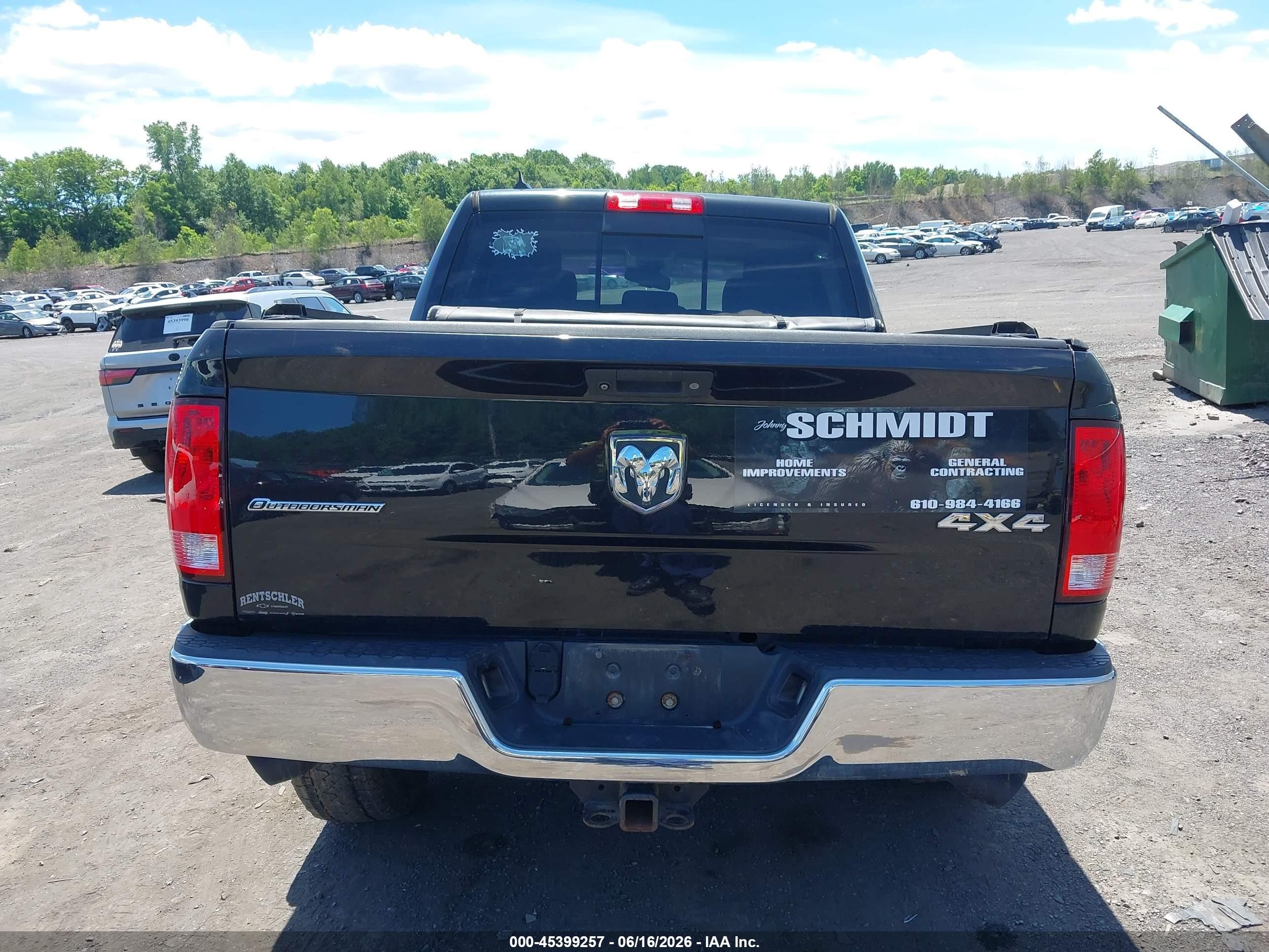 2015 Ram 1500 Outdoorsman Black vin: 1C6RR7LT5FS740157