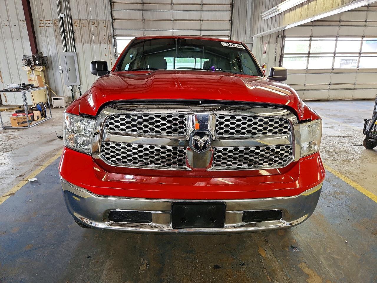 2015 Ram 1500 Slt Red vin: 1C6RR7LT5FS744287