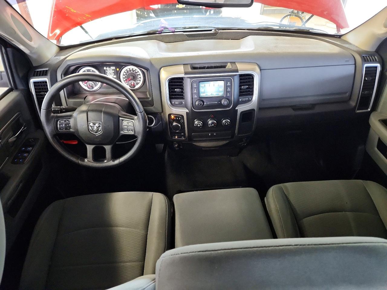 2015 Ram 1500 Slt Red vin: 1C6RR7LT5FS744287