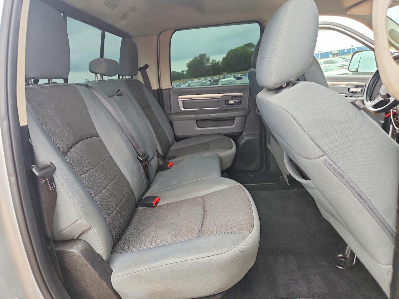 2014 Ram 1500 Slt Серебряный vin: 1C6RR7LT6ES104801