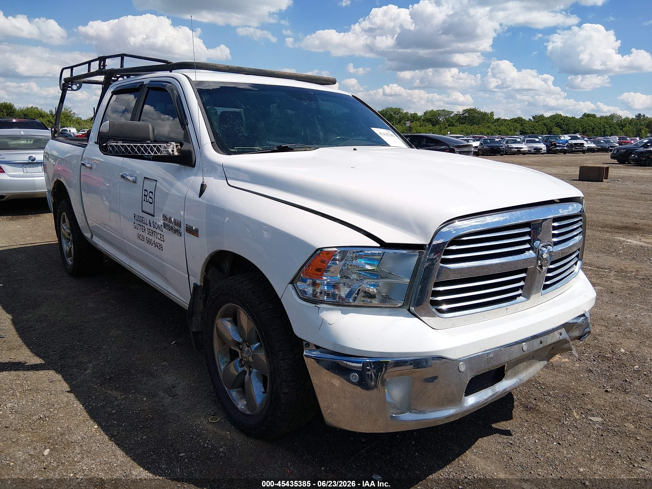 2014 Ram 1500   Белый vin: 1C6RR7LT6ES152833