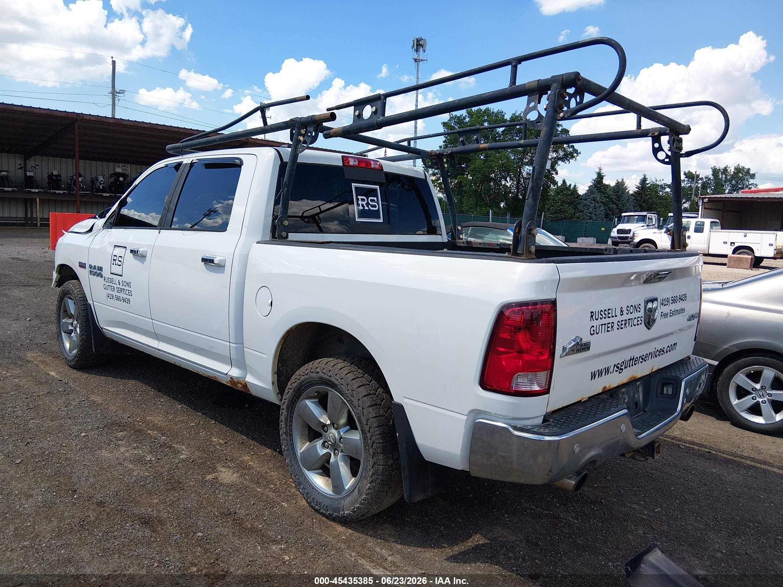 2014 Ram 1500   Белый vin: 1C6RR7LT6ES152833