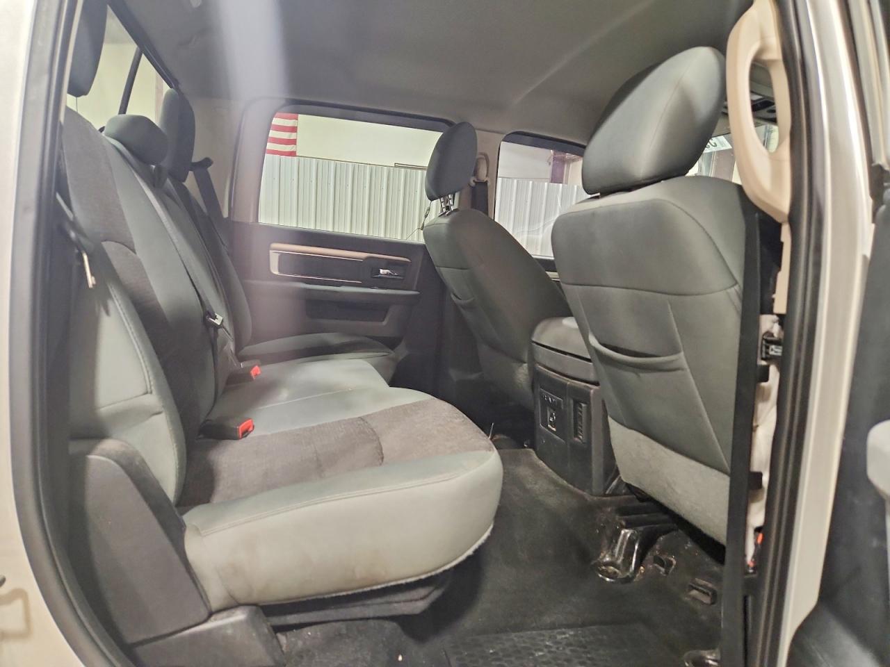 2015 Ram 1500 Slt Silver vin: 1C6RR7LT6FS674105