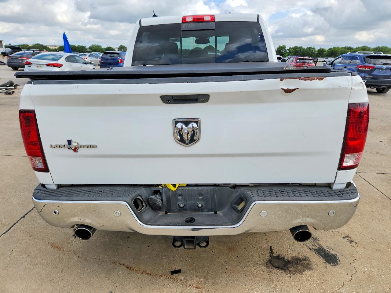 2015 Ram 1500 Slt White vin: 1C6RR7LT6FS717664
