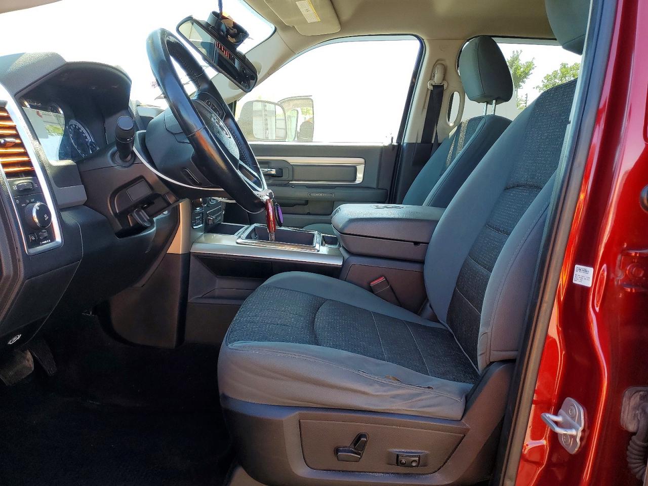 2013 Ram 1500 Slt Red vin: 1C6RR7LT7DS677012