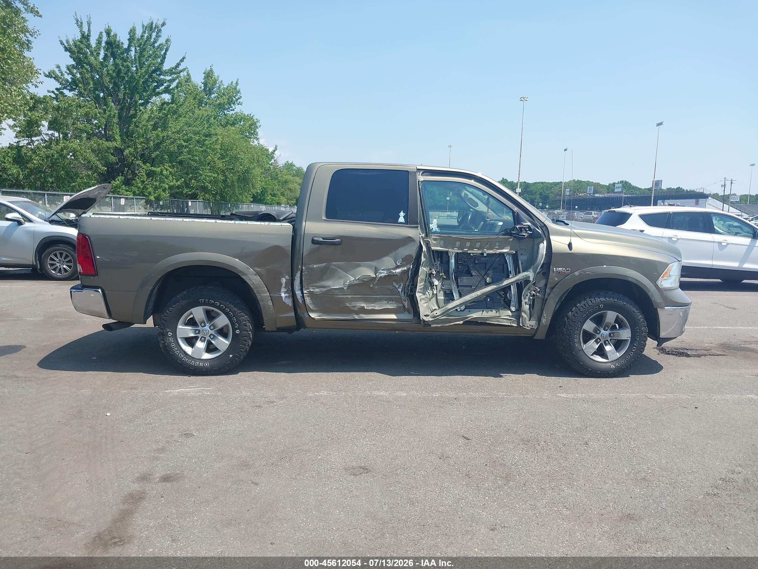 2014 Ram 1500 Outdoorsman Gold vin: 1C6RR7LT7ES220962