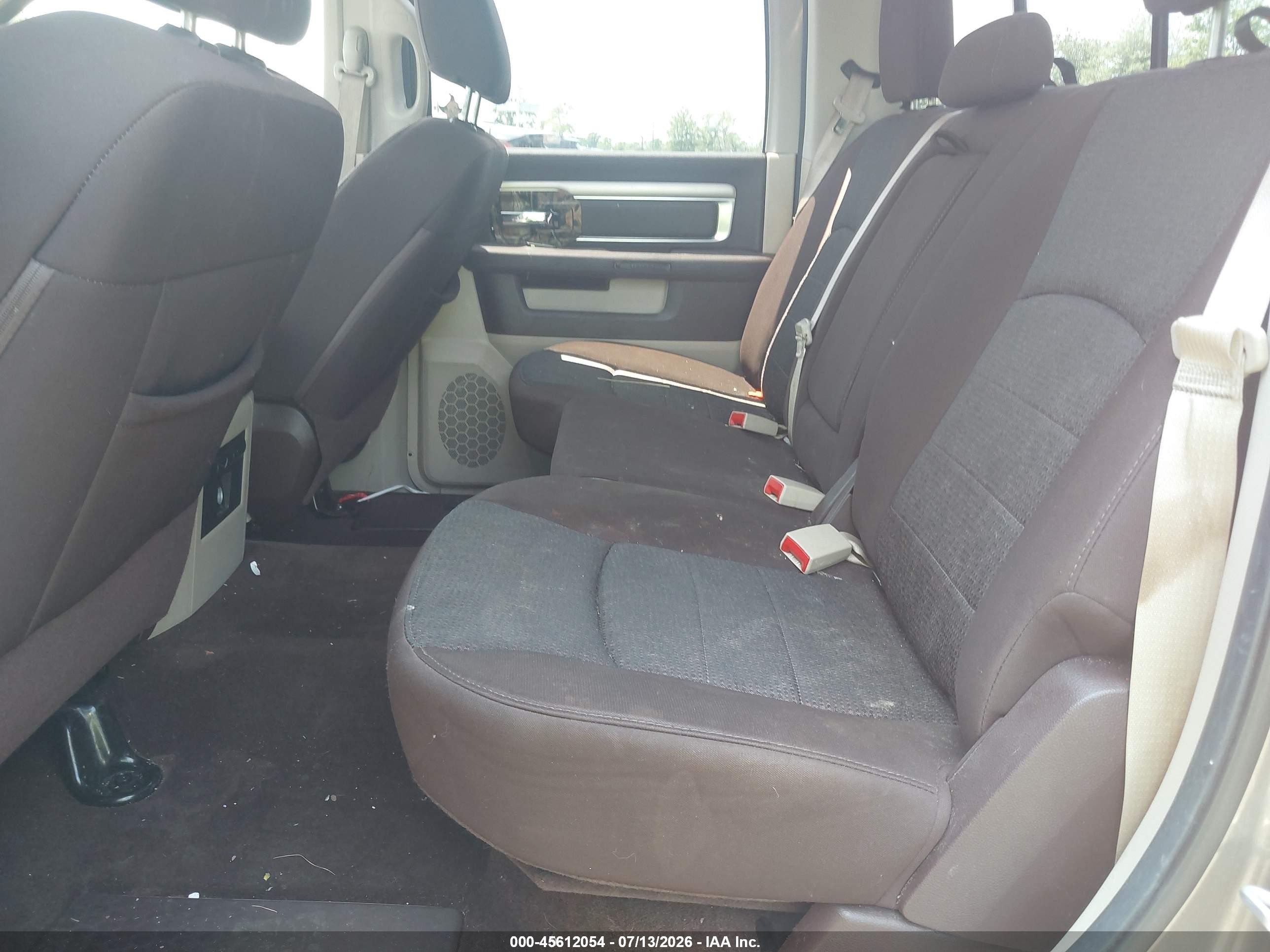 2014 Ram 1500 Outdoorsman Gold vin: 1C6RR7LT7ES220962