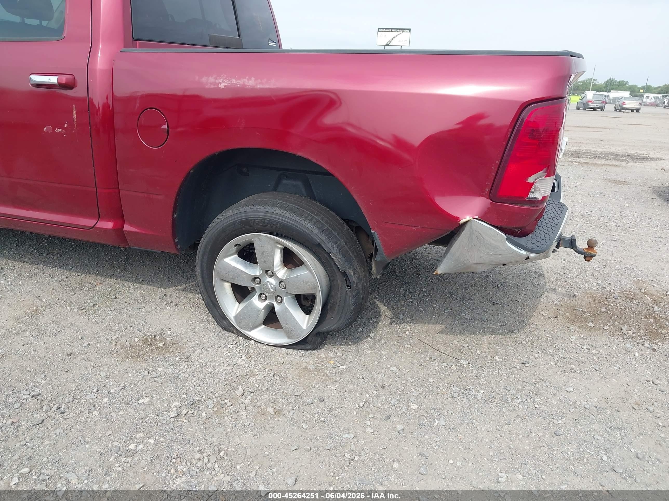 2014 Ram 1500 Big Horn Maroon vin: 1C6RR7LT7ES284600