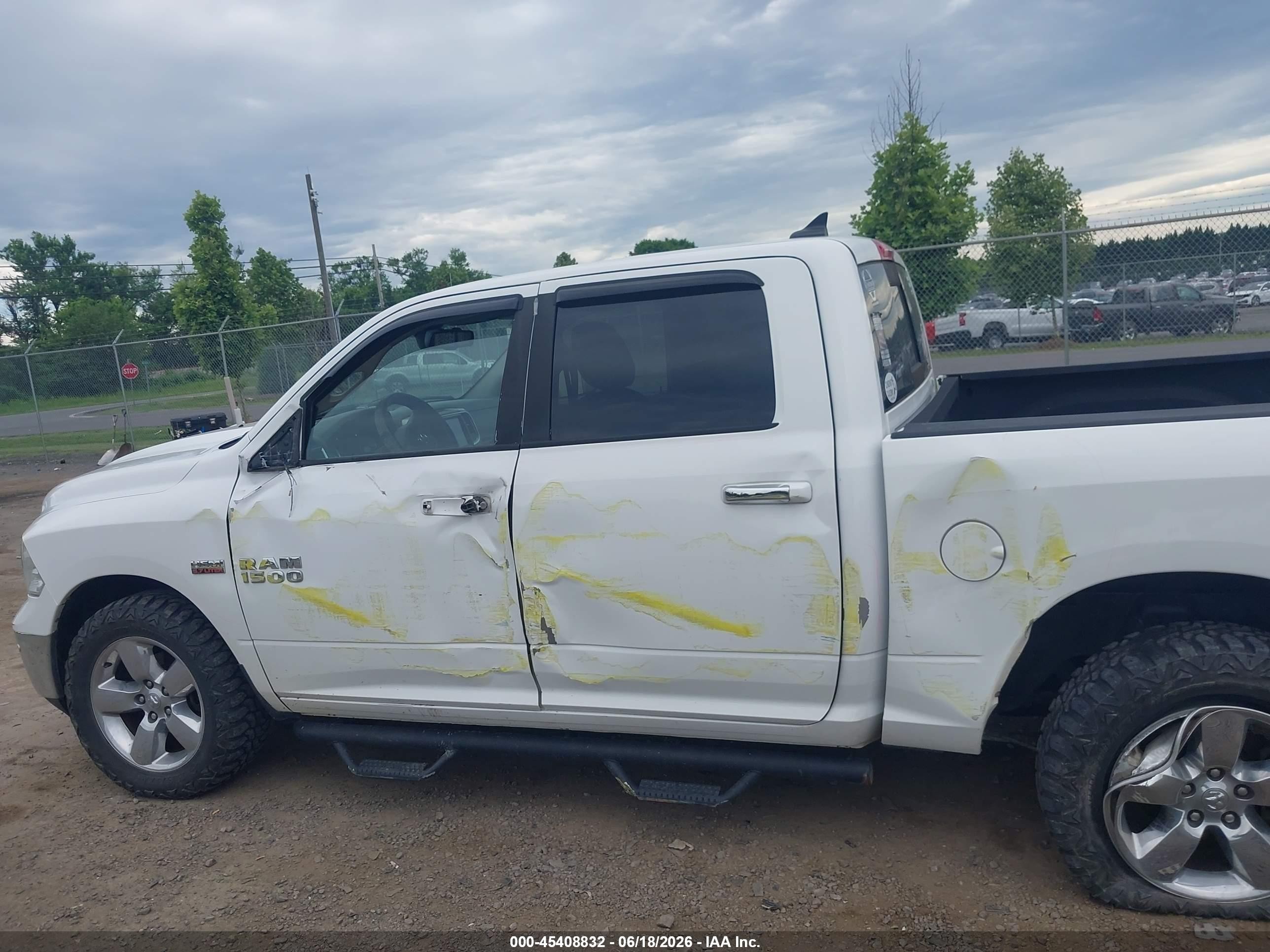 2015 Ram 1500 Big Horn White vin: 1C6RR7LT7FS611918