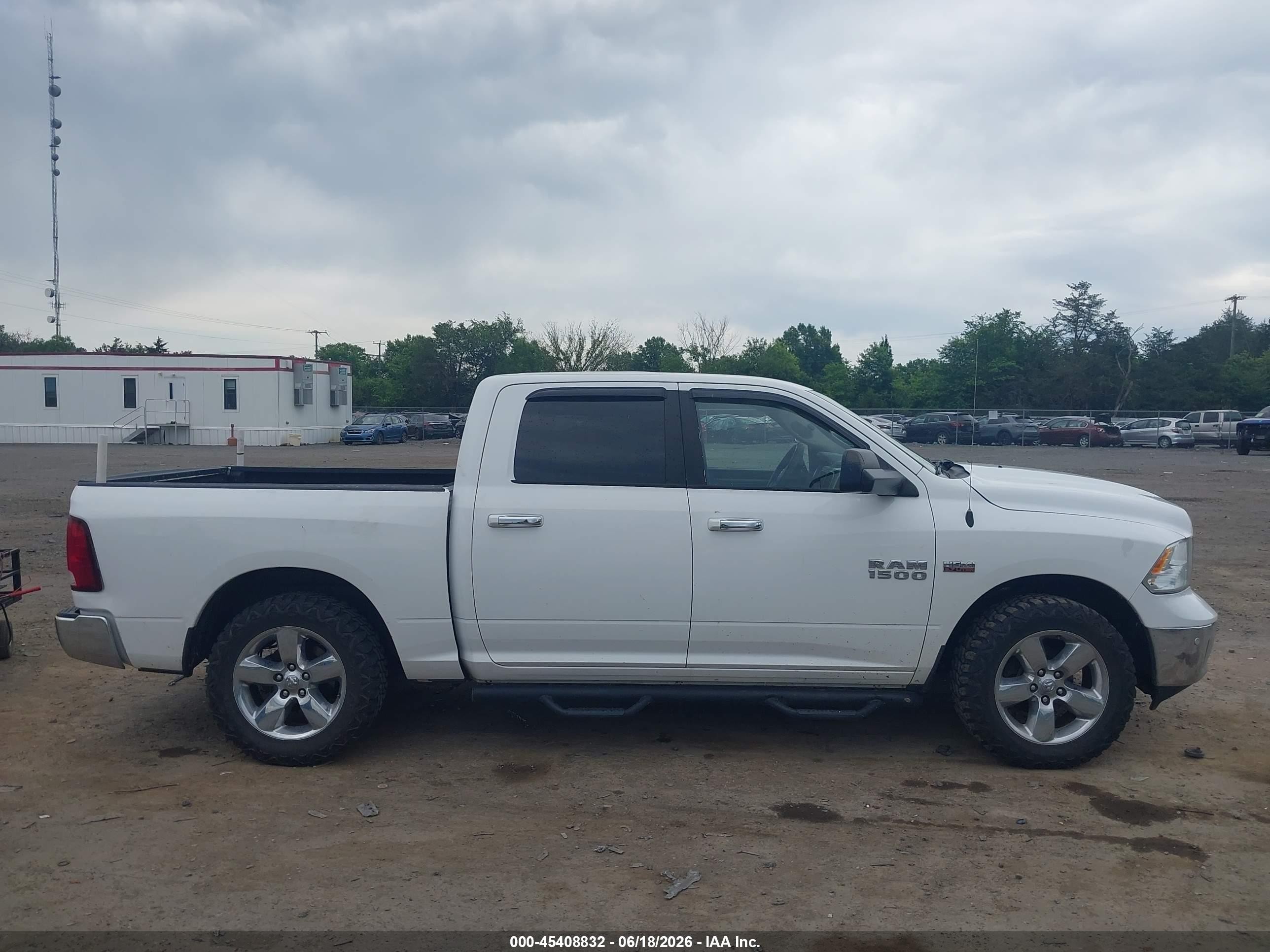 2015 Ram 1500 Big Horn White vin: 1C6RR7LT7FS611918