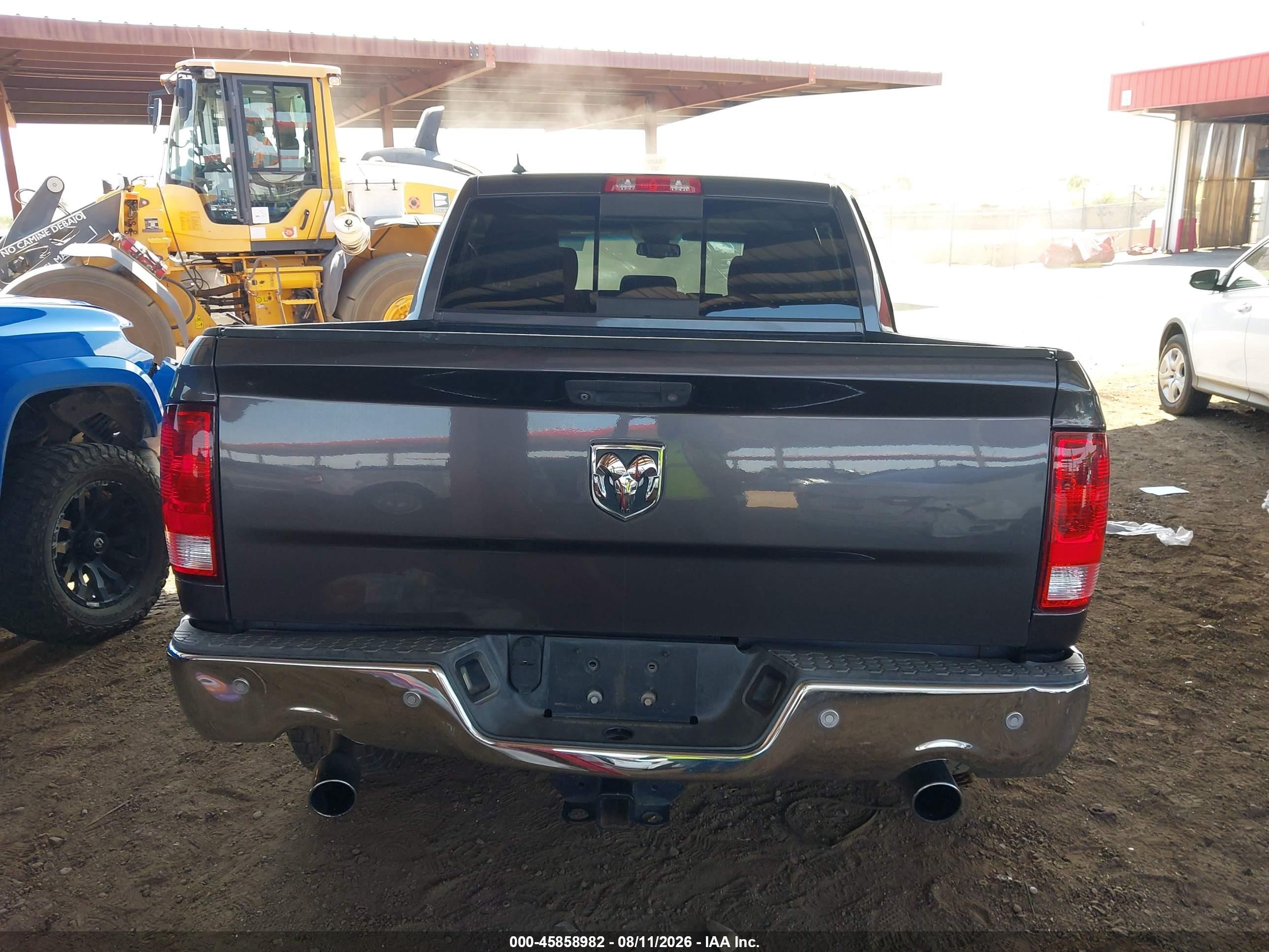 2015 Ram 1500 Big Horn Серый vin: 1C6RR7LT7FS617816