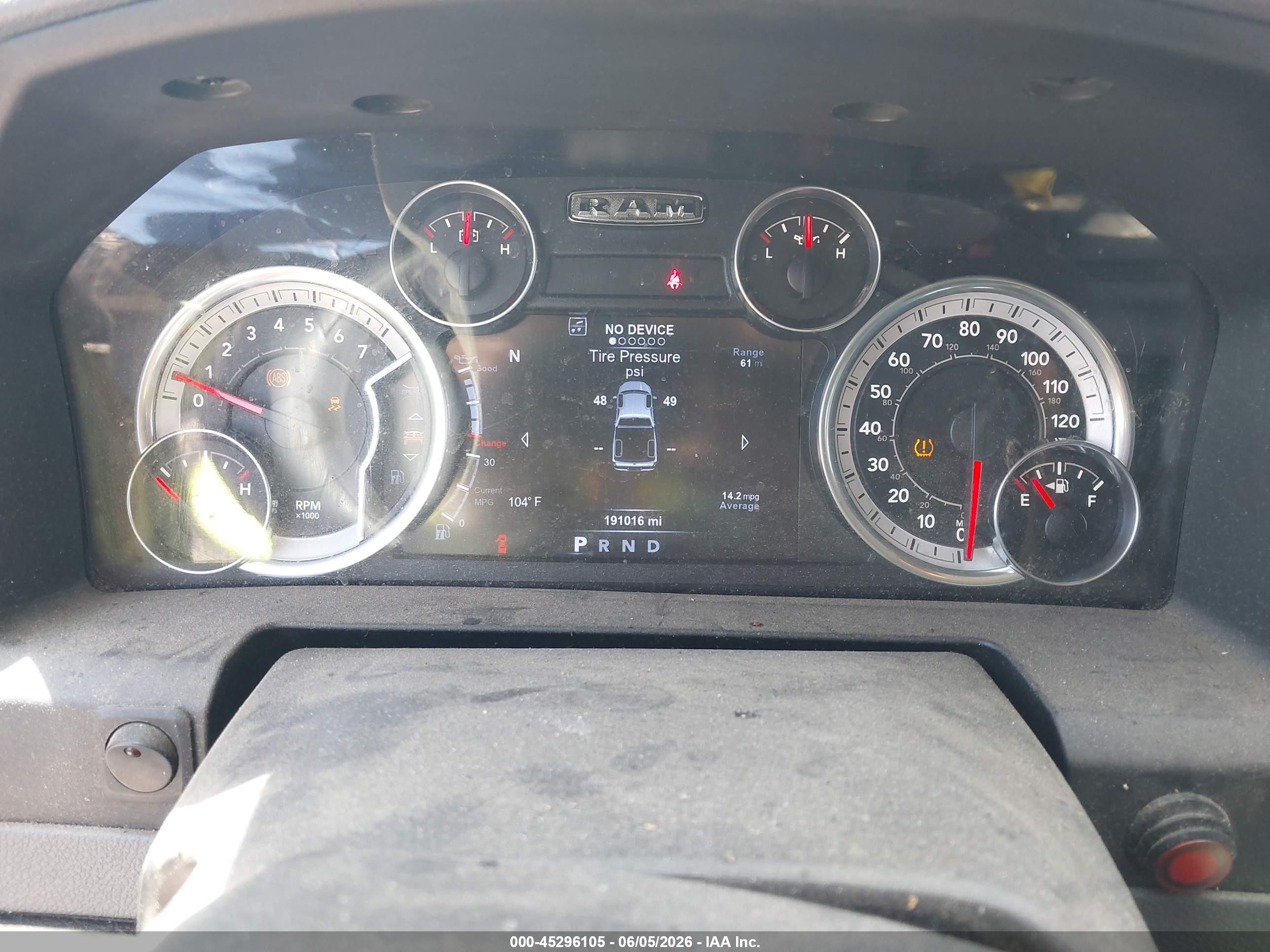 2015 Ram 1500 Outdoorsman Gray vin: 1C6RR7LT7FS626435