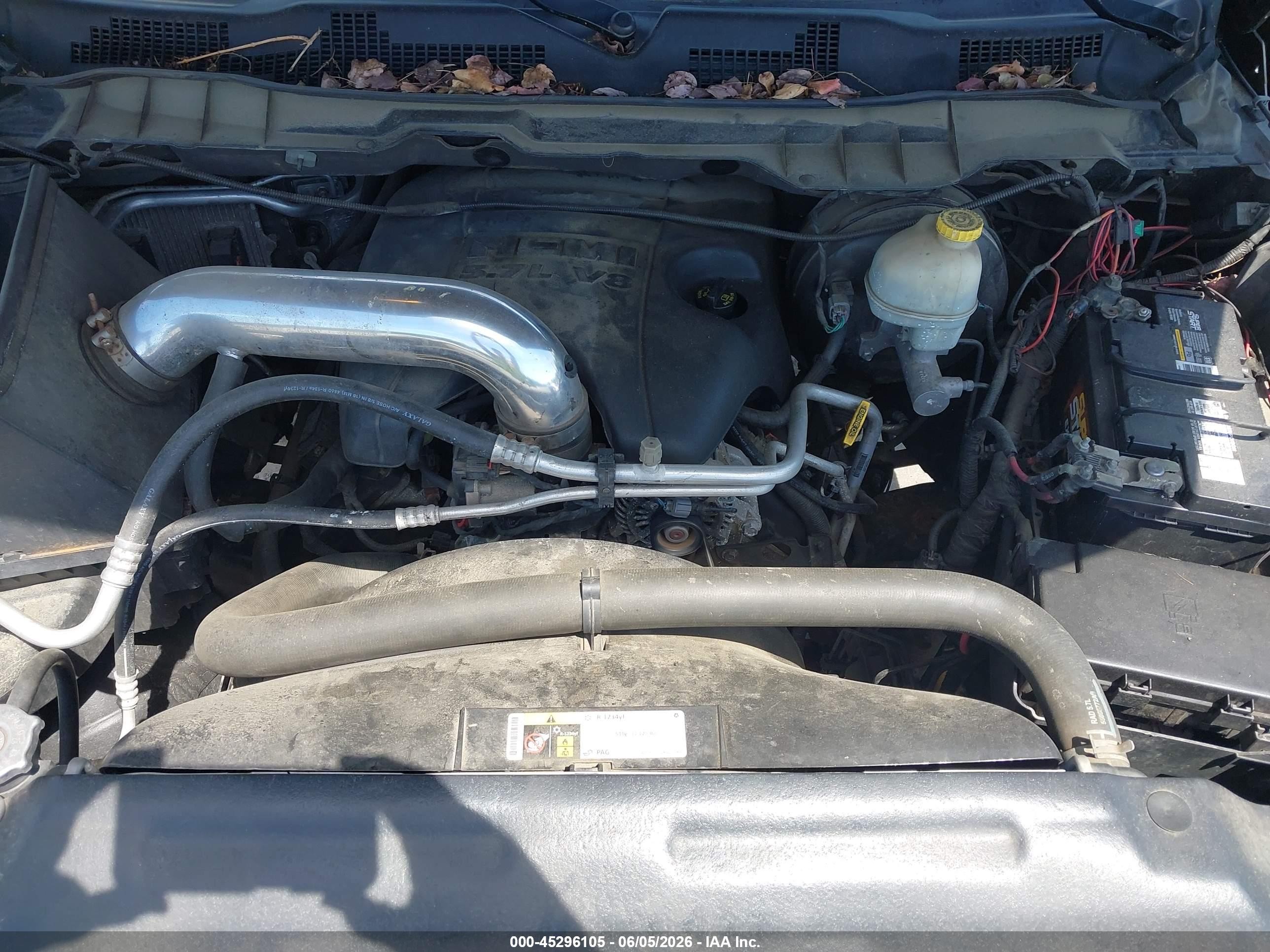 2015 Ram 1500 Outdoorsman Gray vin: 1C6RR7LT7FS626435