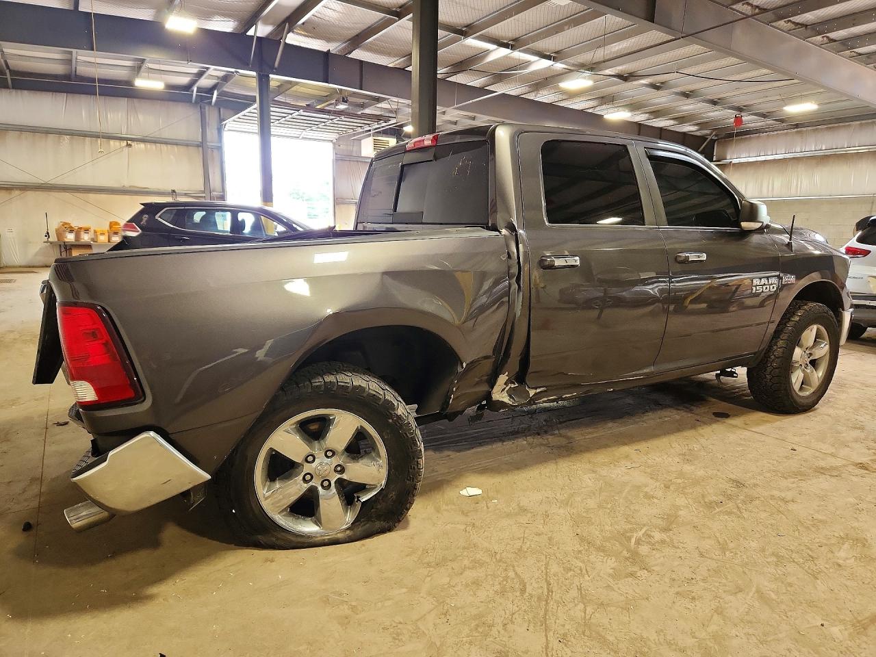 2015 Ram 1500 Slt Угольный vin: 1C6RR7LT7FS696694
