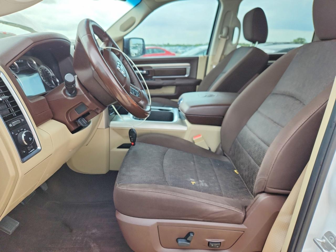 2015 Ram 1500 Slt White vin: 1C6RR7LT7FS767912