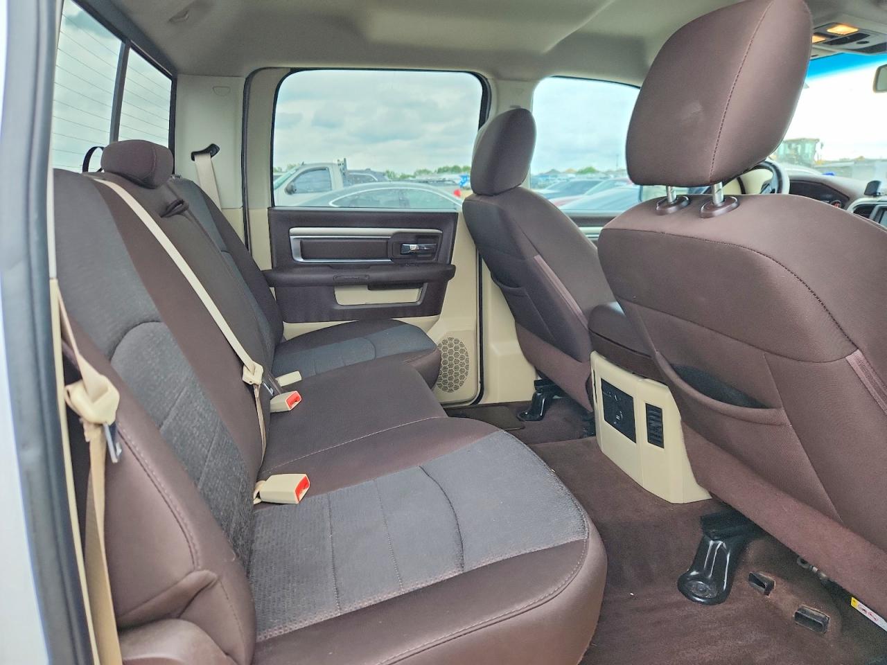2015 Ram 1500 Slt White vin: 1C6RR7LT7FS767912