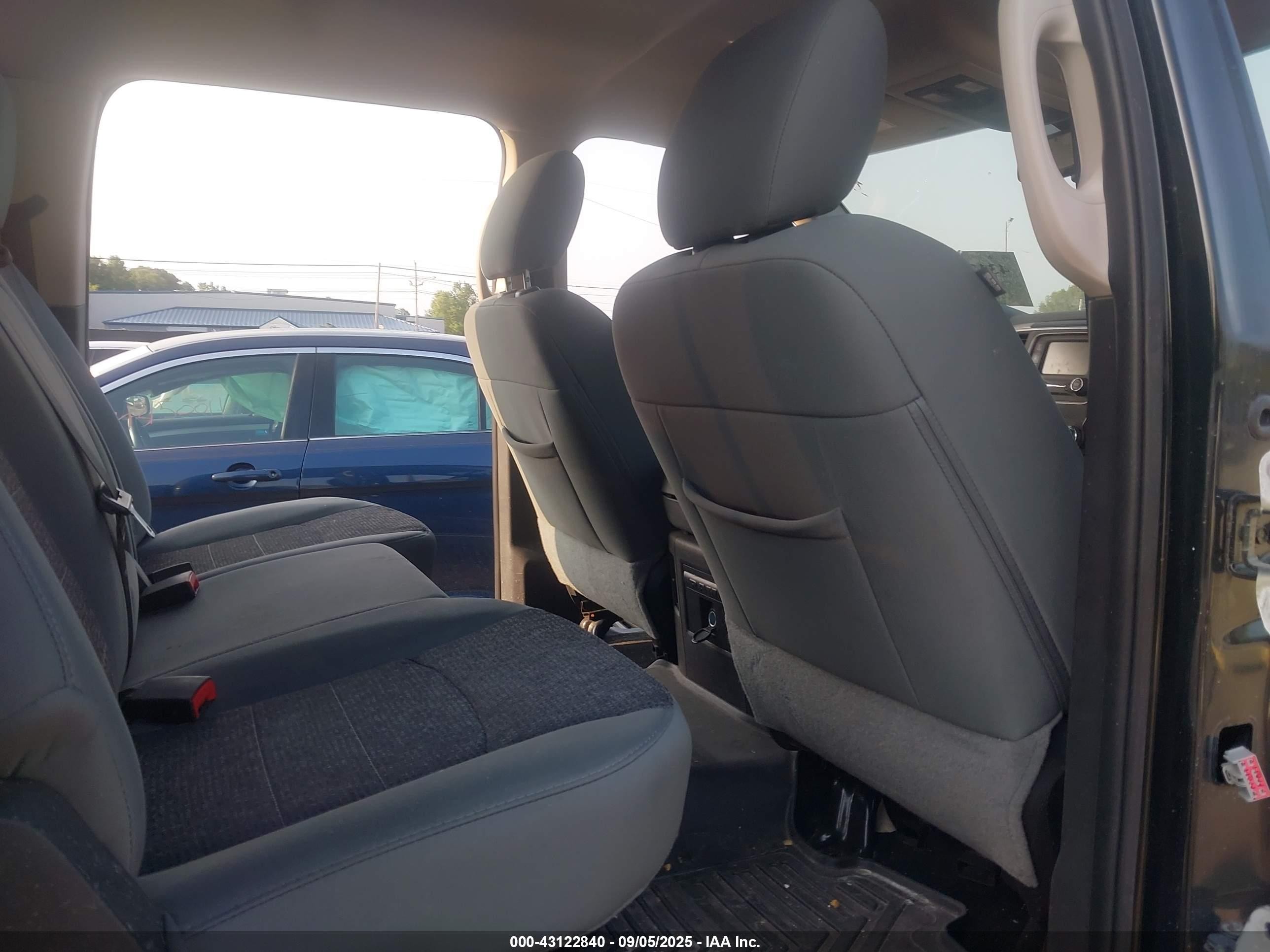 2015 Ram 1500 Big Horn Black vin: 1C6RR7LT7FS772902