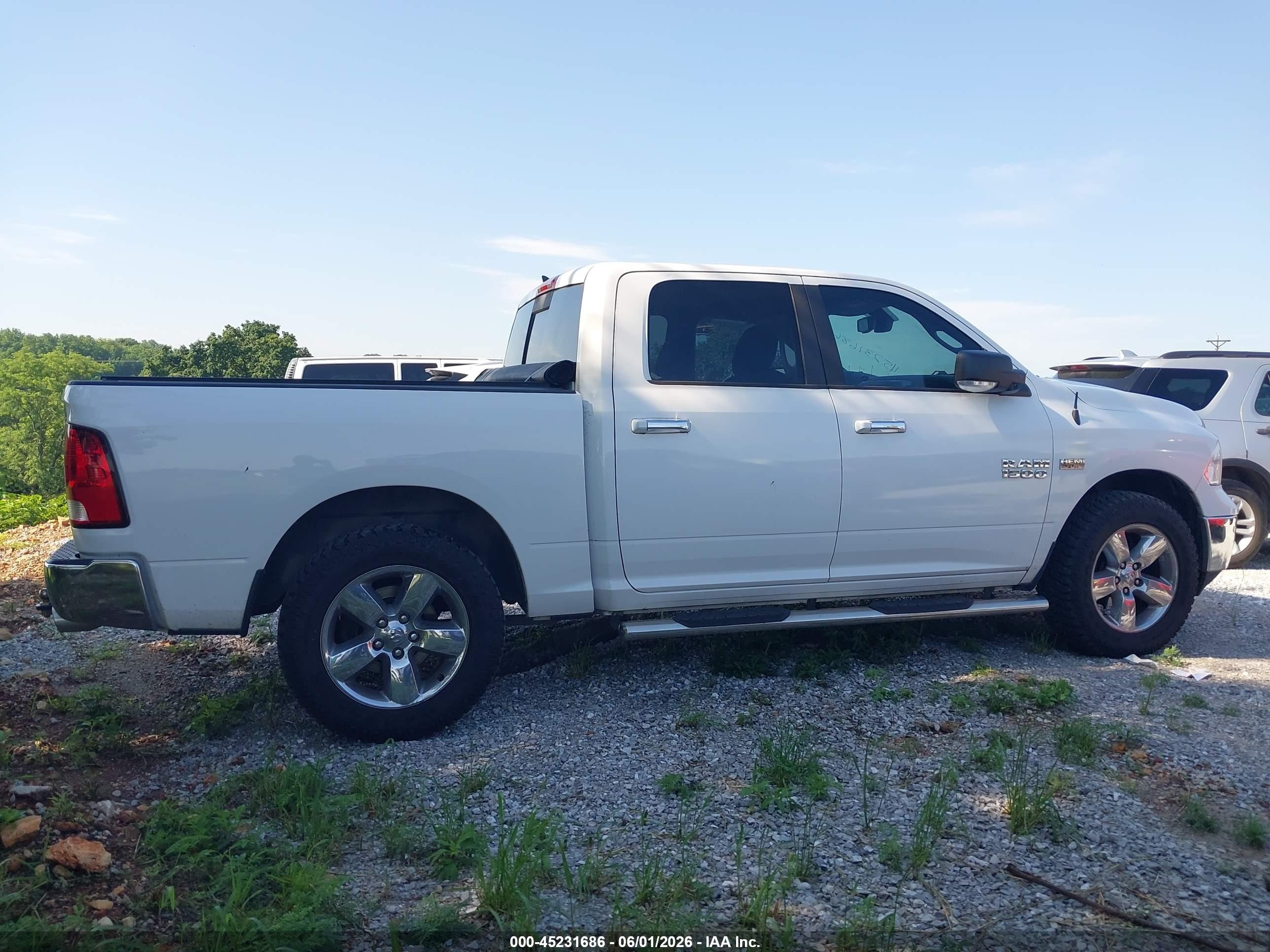 2014 Ram 1500 Big Horn White vin: 1C6RR7LT8ES193674