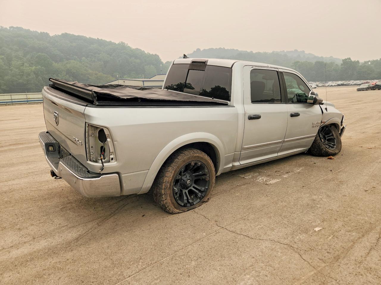 2015 Ram 1500 Slt Silver vin: 1C6RR7LT8FS647388