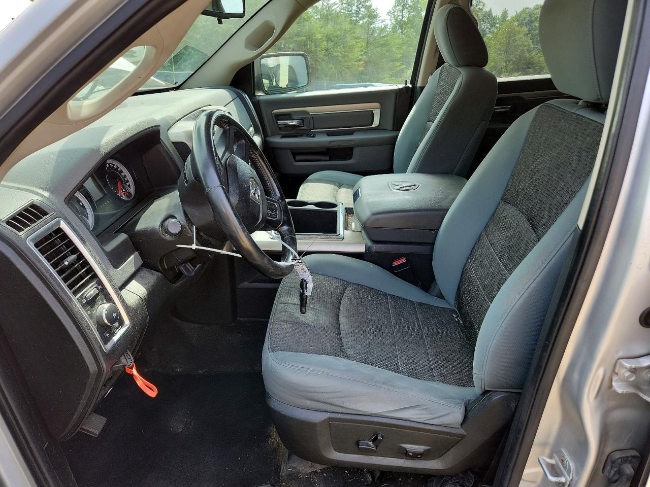2014 Ram 1500 Slt Silver vin: 1C6RR7LT9ES119888