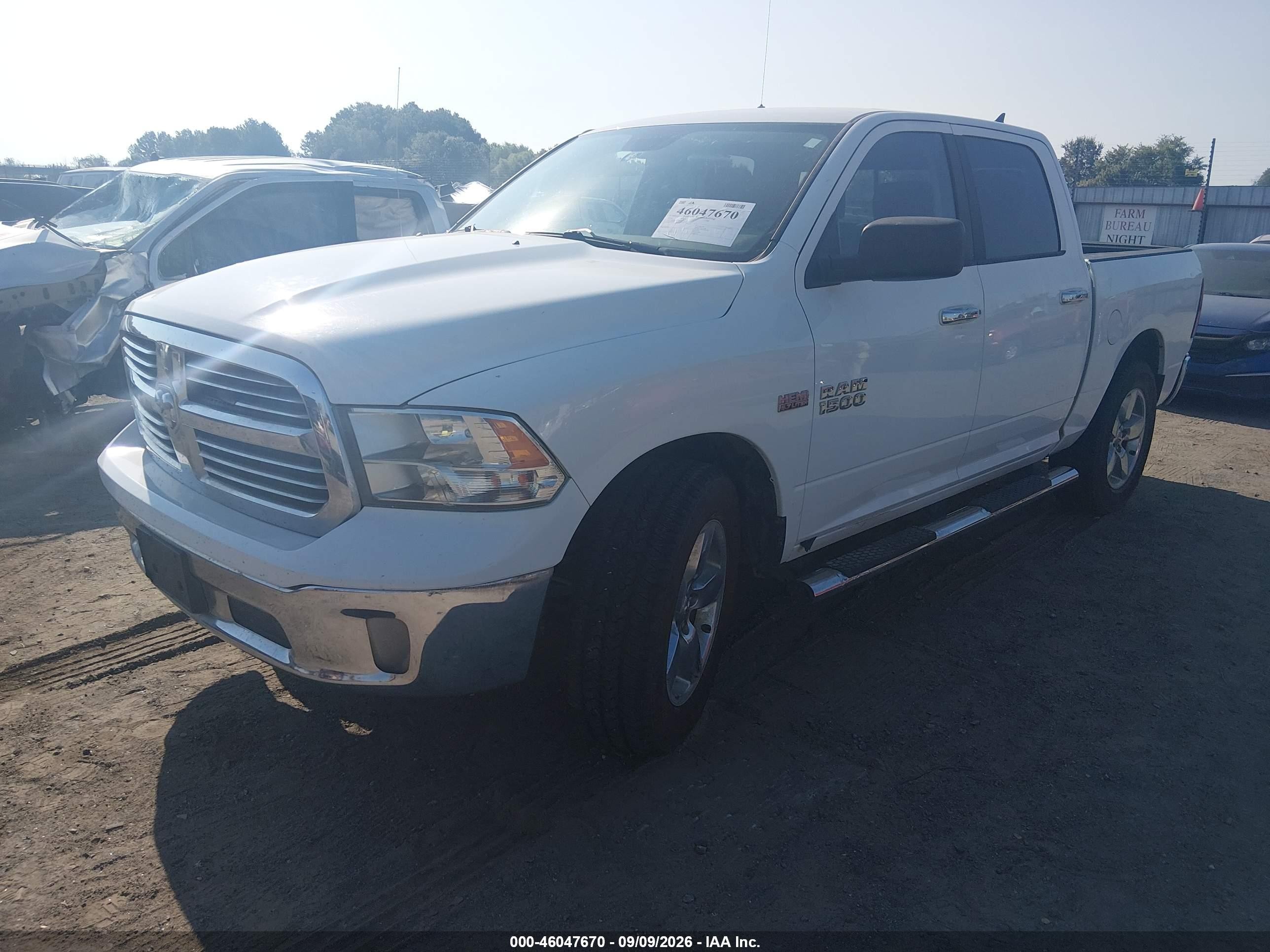 2014 Ram 1500 Lone Star White vin: 1C6RR7LT9ES270617