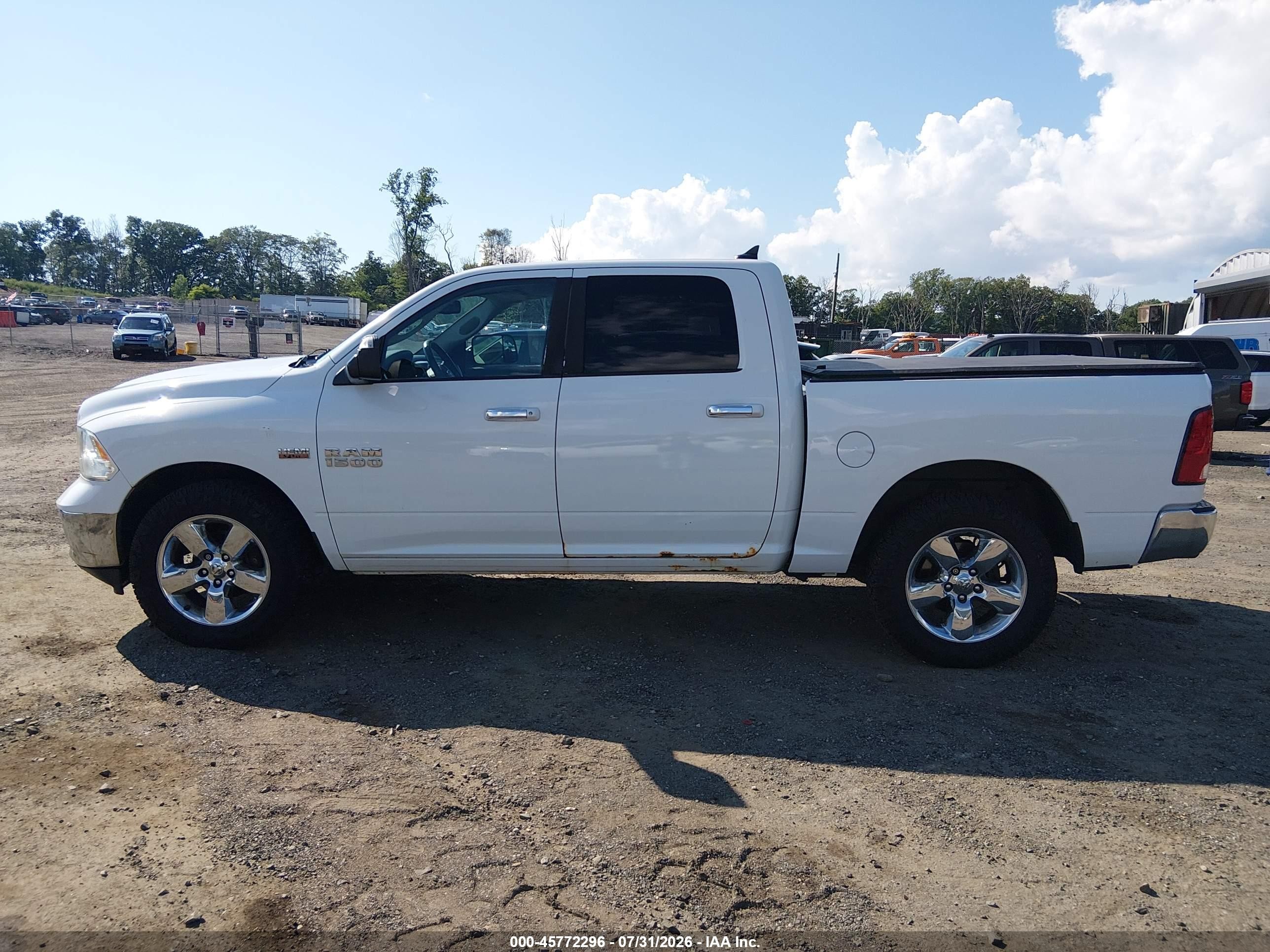 2014 Ram 1500 Big Horn White vin: 1C6RR7LT9ES375075