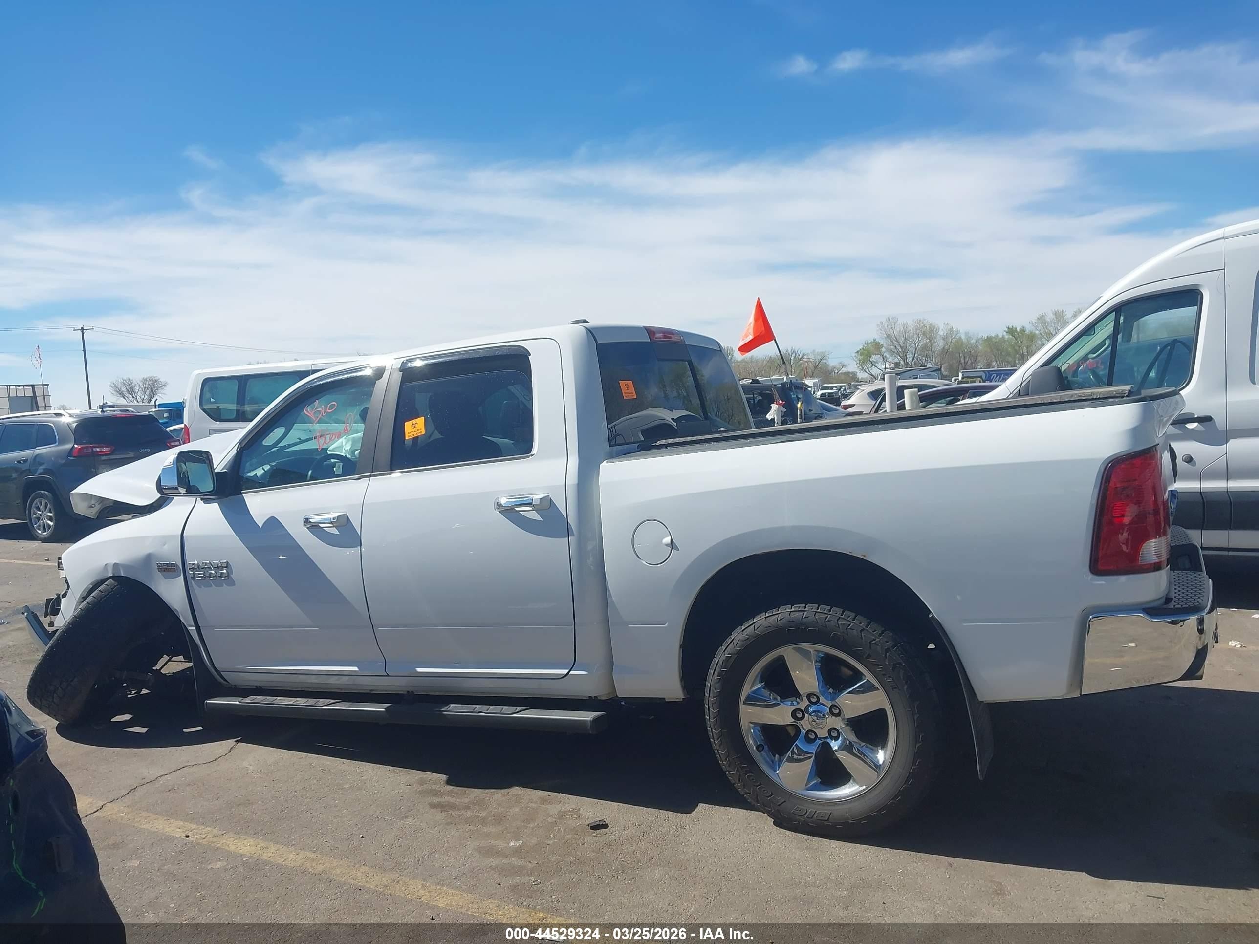 2013 Ram 1500 Slt White vin: 1C6RR7LTXDS664450