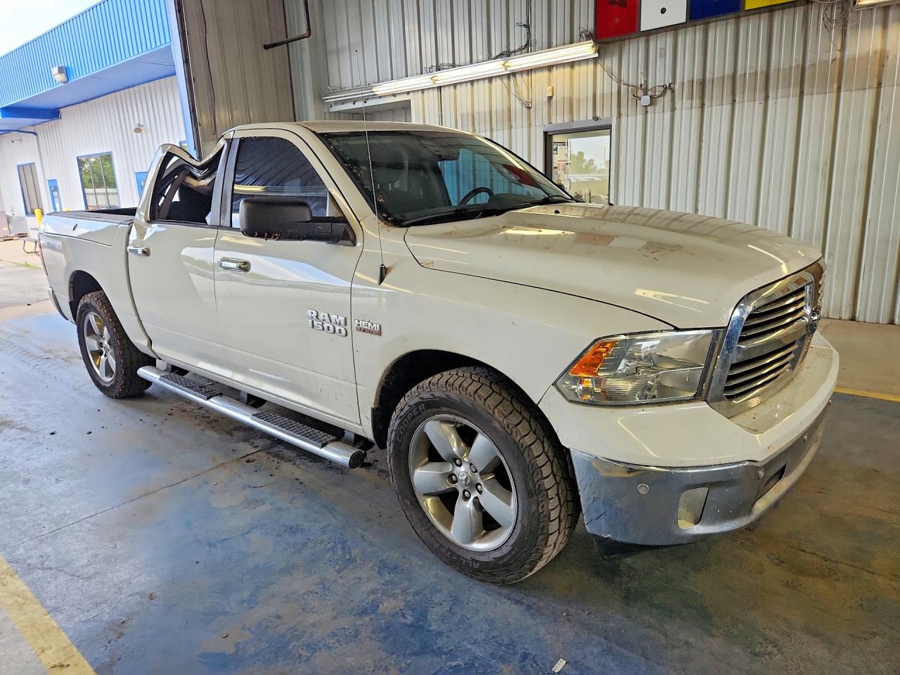 2015 Ram 1500 Slt White vin: 1C6RR7LTXFS516429