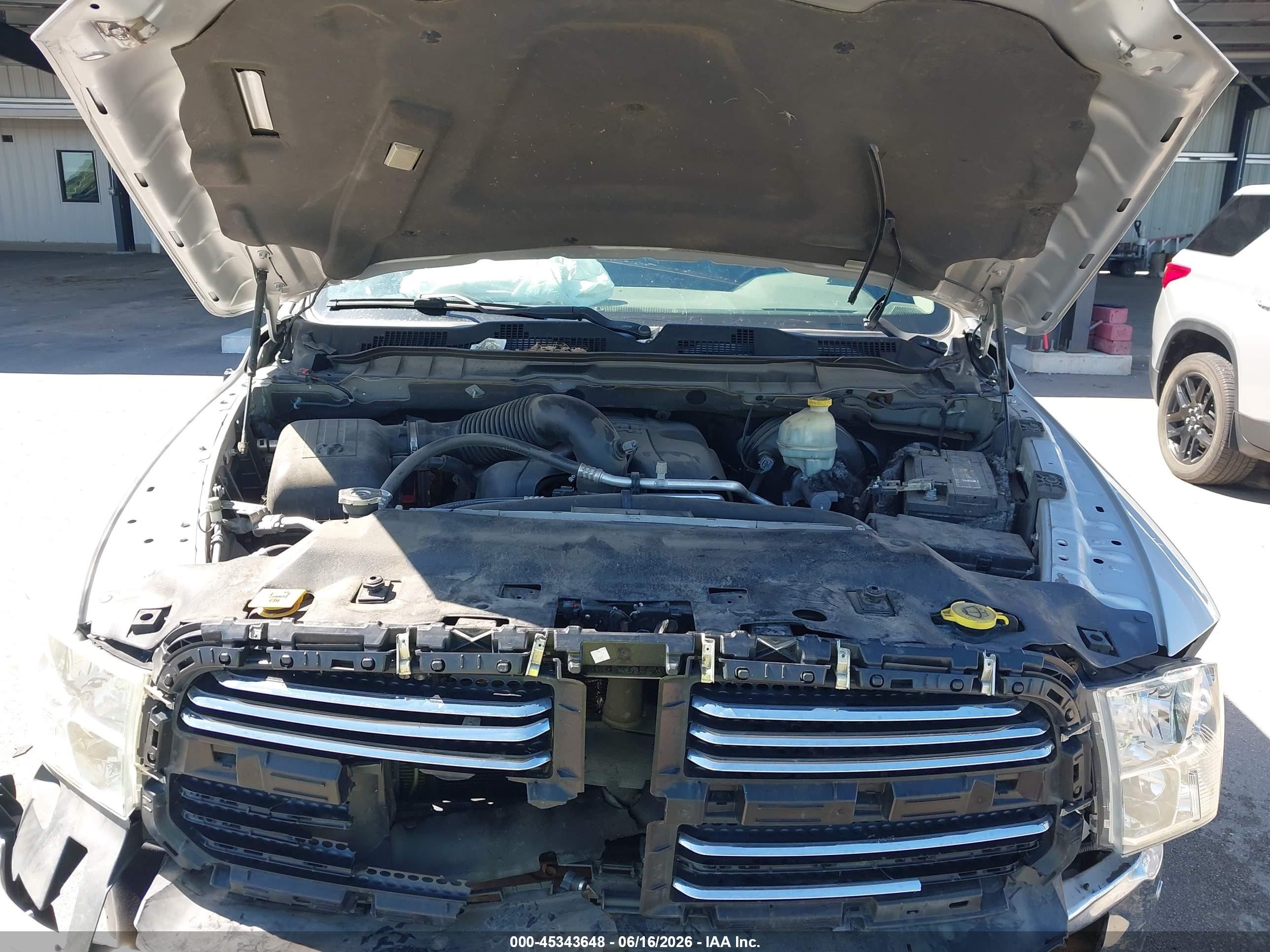 2015 Ram 1500 Big Horn Silver vin: 1C6RR7LTXFS533456