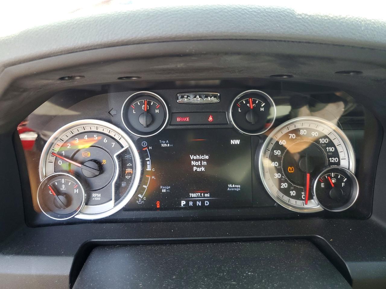 2015 Ram 1500 Slt Red vin: 1C6RR7LTXFS698553