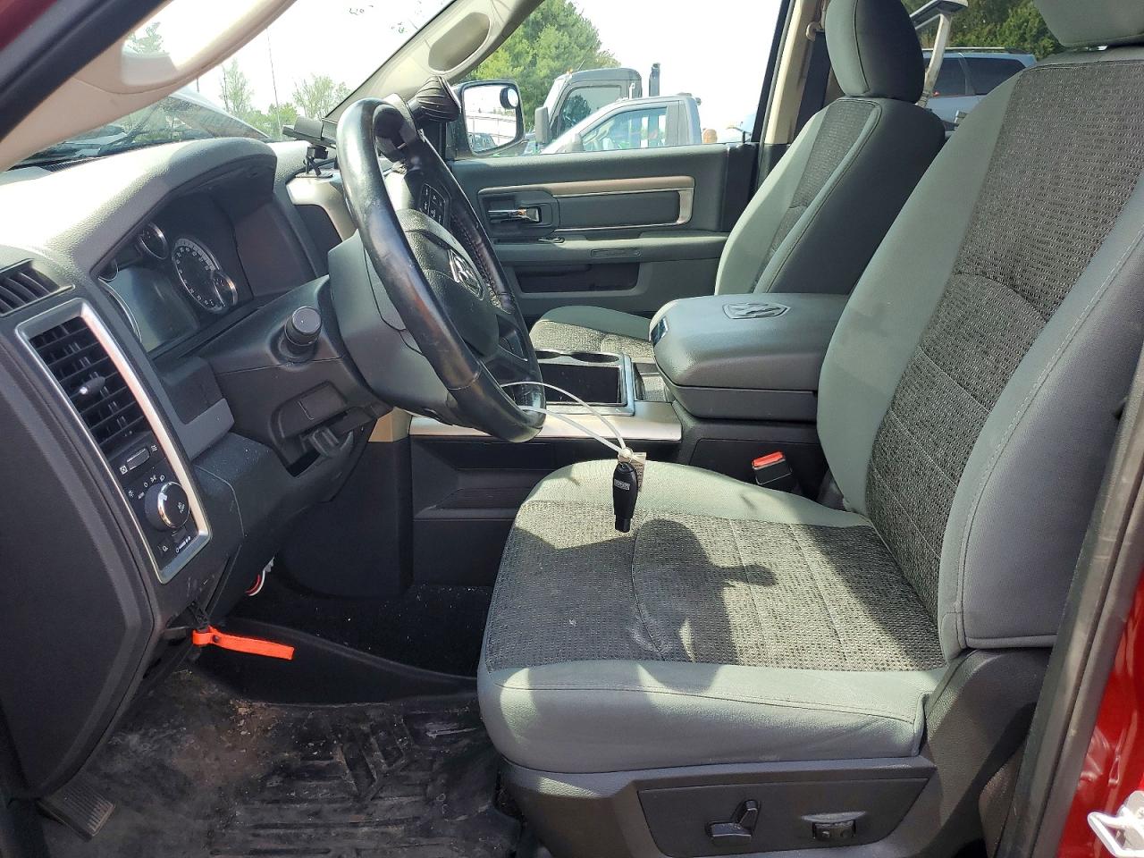 2015 Ram 1500 Slt Red vin: 1C6RR7LTXFS698553