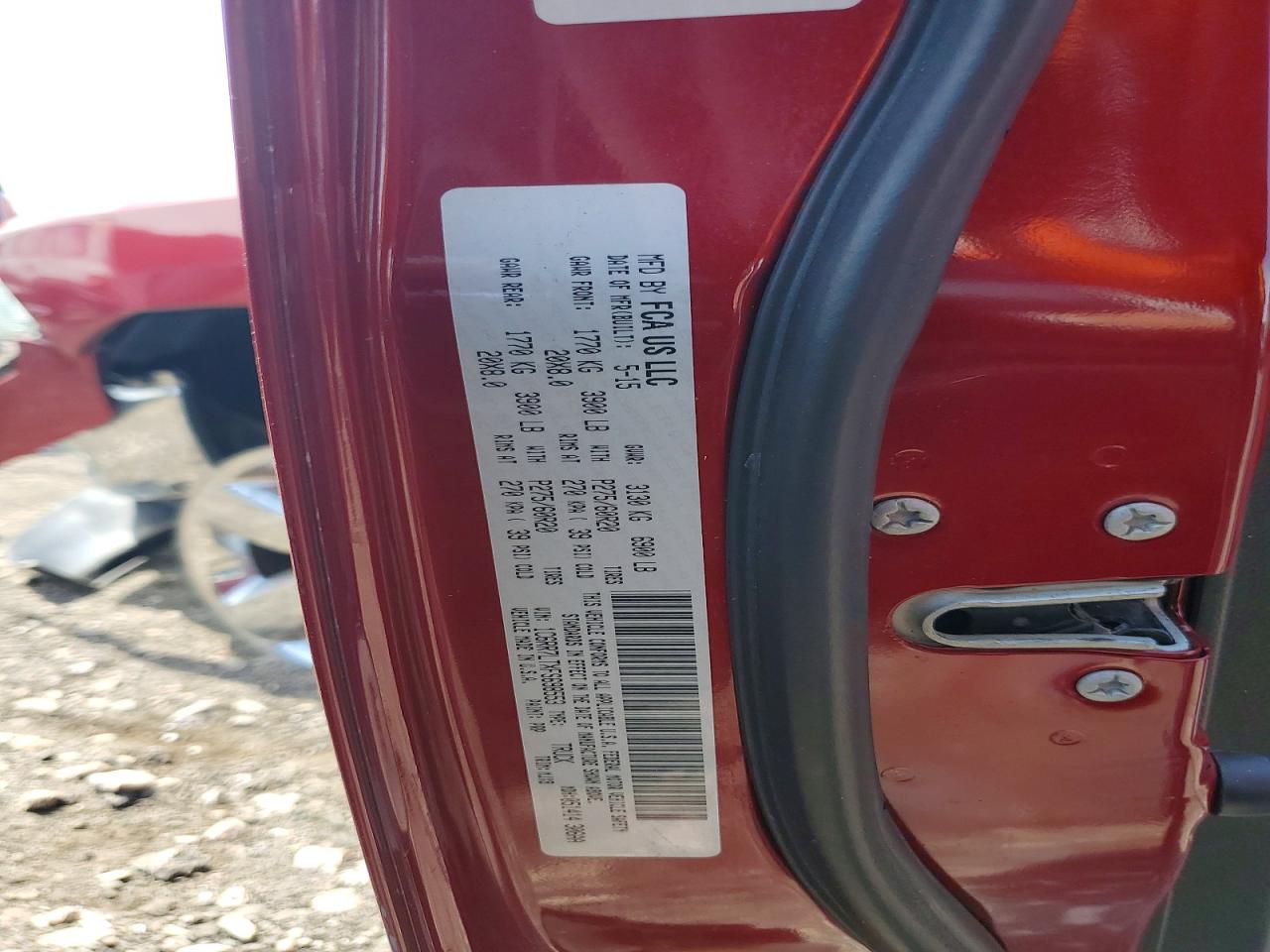 2015 Ram 1500 Slt Red vin: 1C6RR7LTXFS698553