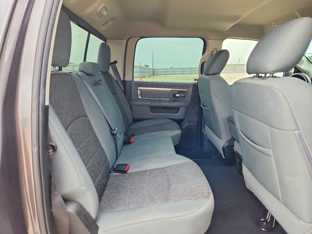 2019 Ram 1500 Classic Slt Серый vin: 1C6RR7LTXKS550445