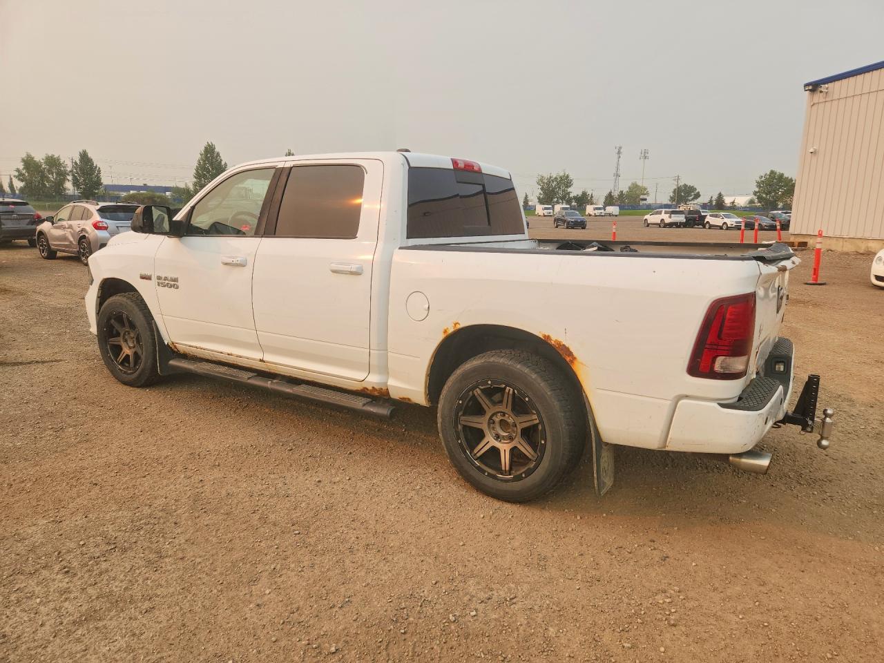 2013 Ram 1500 Sport White vin: 1C6RR7MT0DS623307