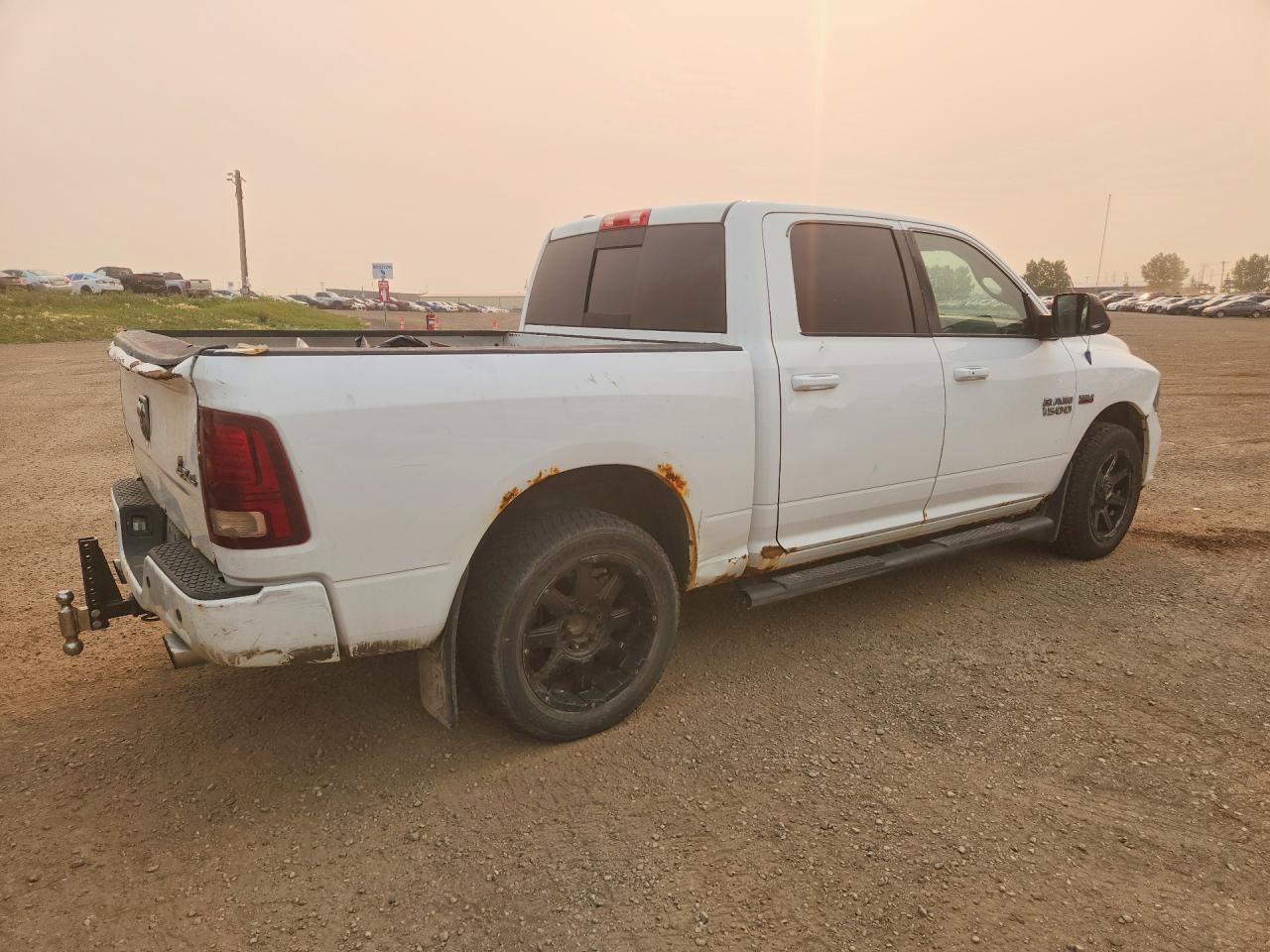 2013 Ram 1500 Sport White vin: 1C6RR7MT0DS623307