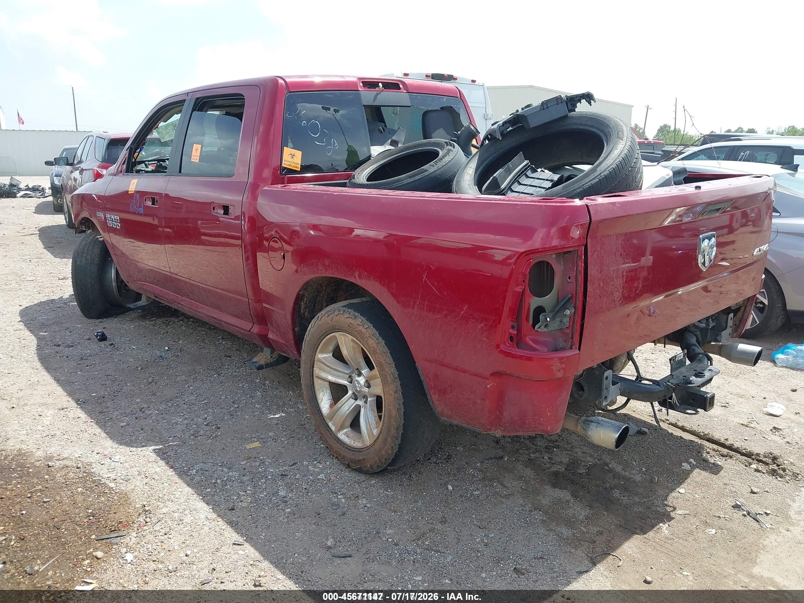 2013 Ram 1500 Sport Red vin: 1C6RR7MT0DS635487
