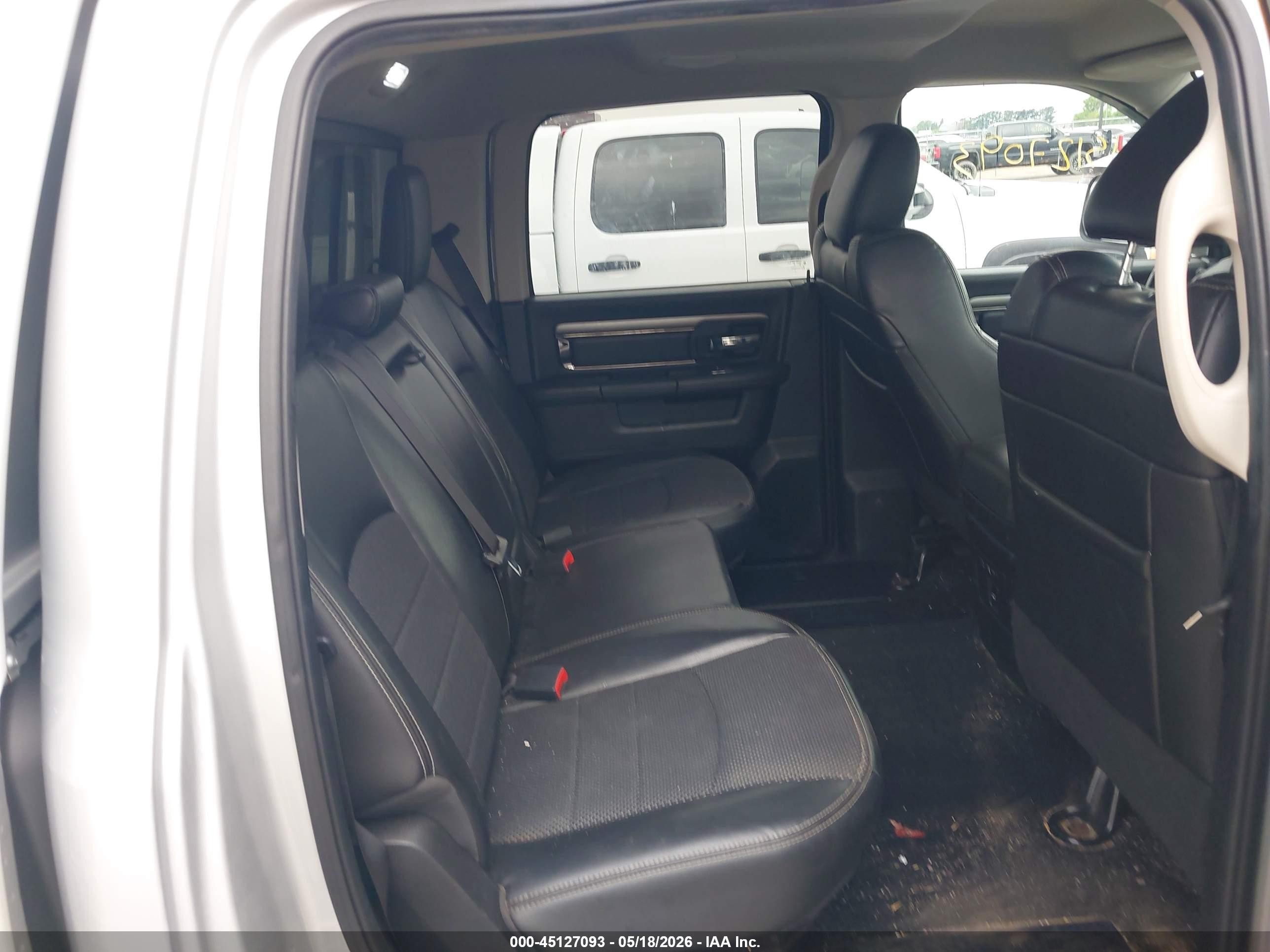 2014 Ram 1500 Sport Silver vin: 1C6RR7MT0ES111015