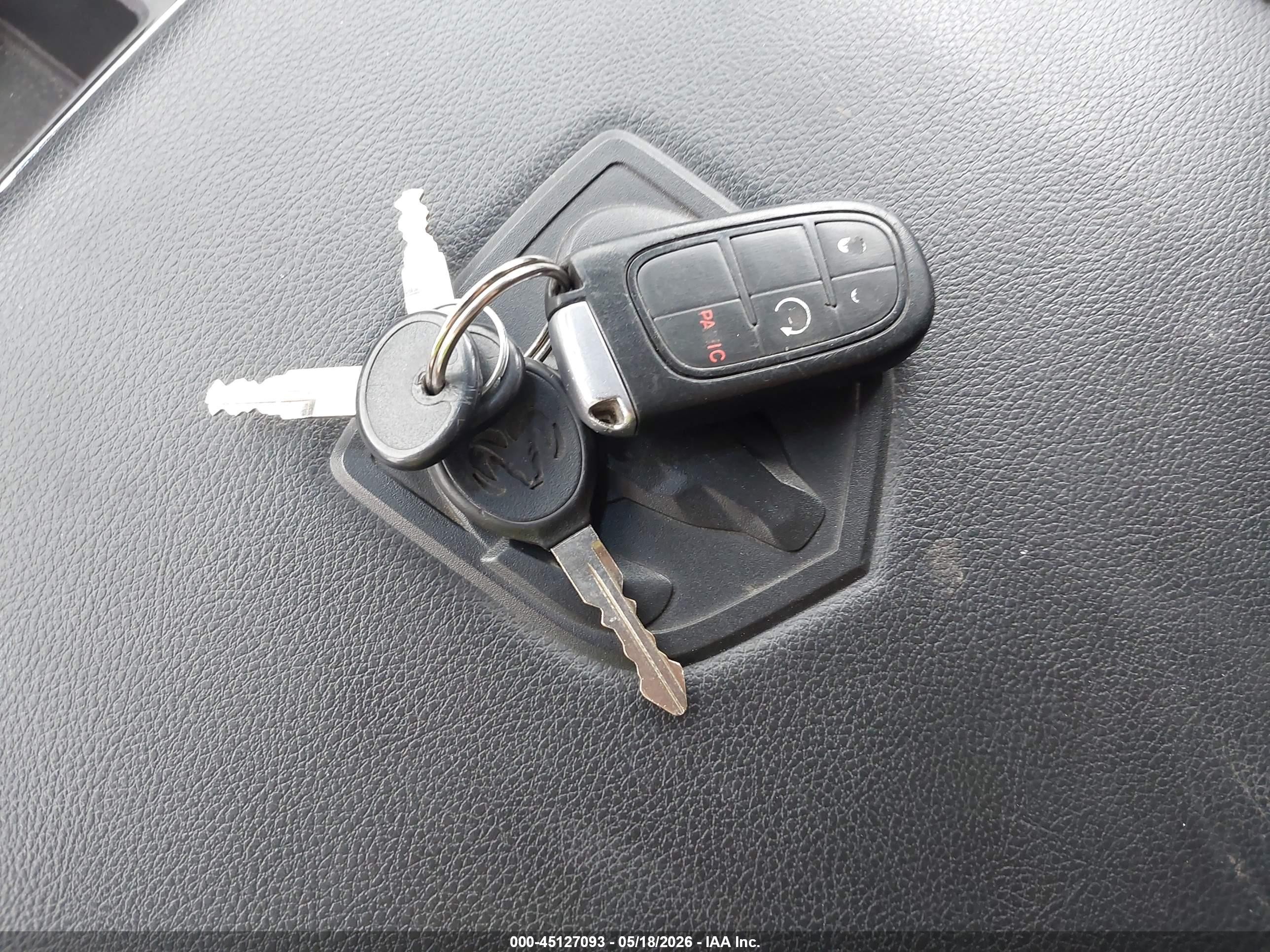 2014 Ram 1500 Sport Silver vin: 1C6RR7MT0ES111015