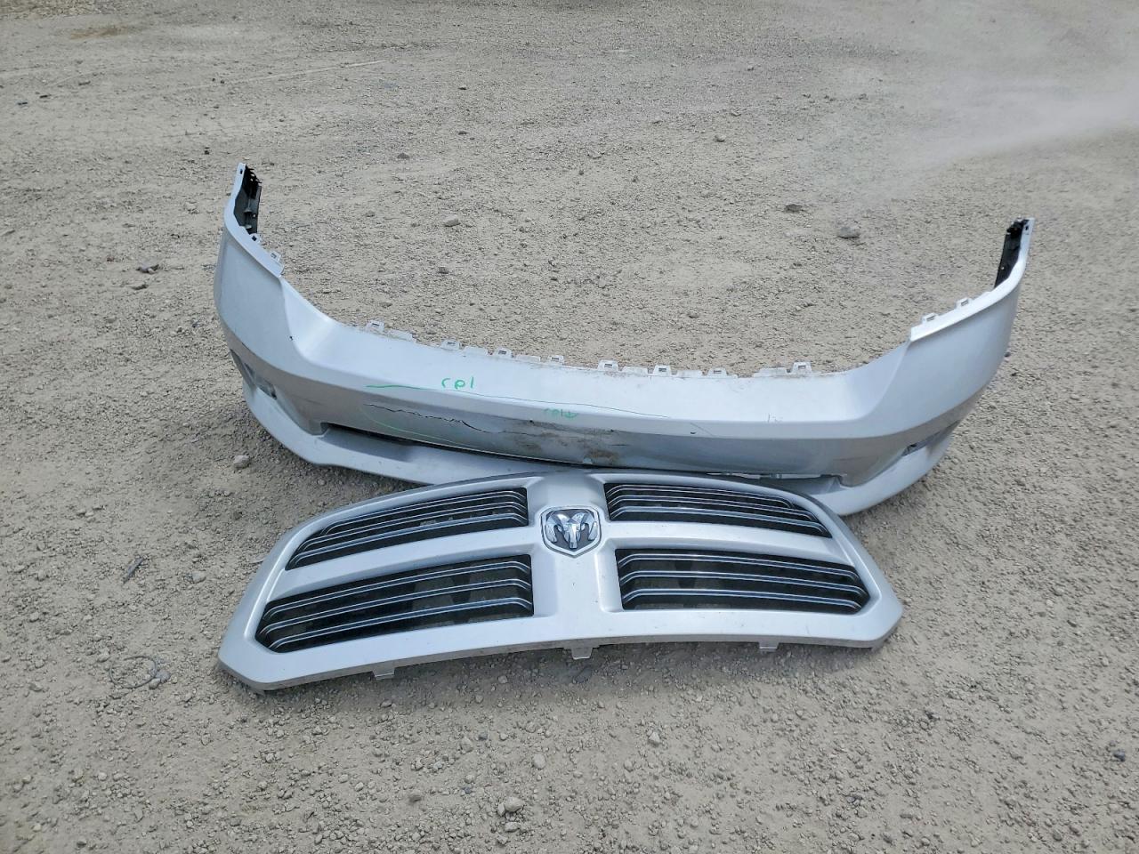 2014 Ram 1500 Sport Silver vin: 1C6RR7MT0ES112147