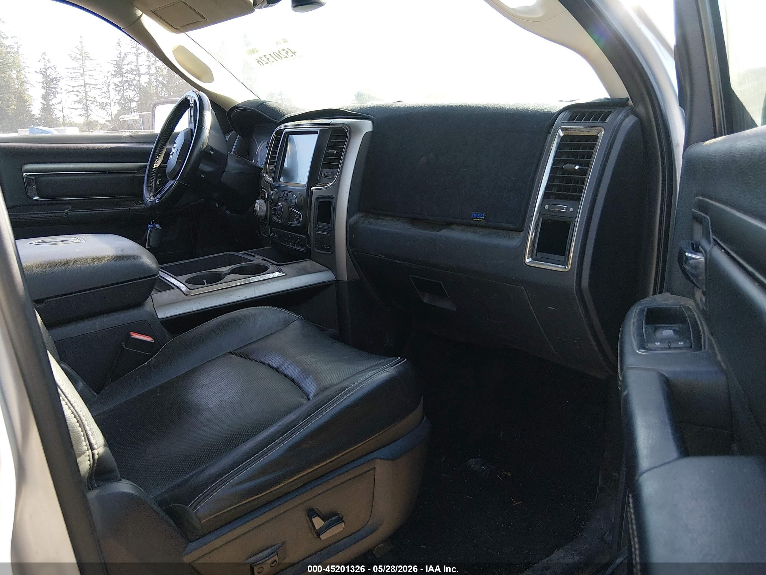 2014 Ram 1500 Sport Silver vin: 1C6RR7MT0ES196132