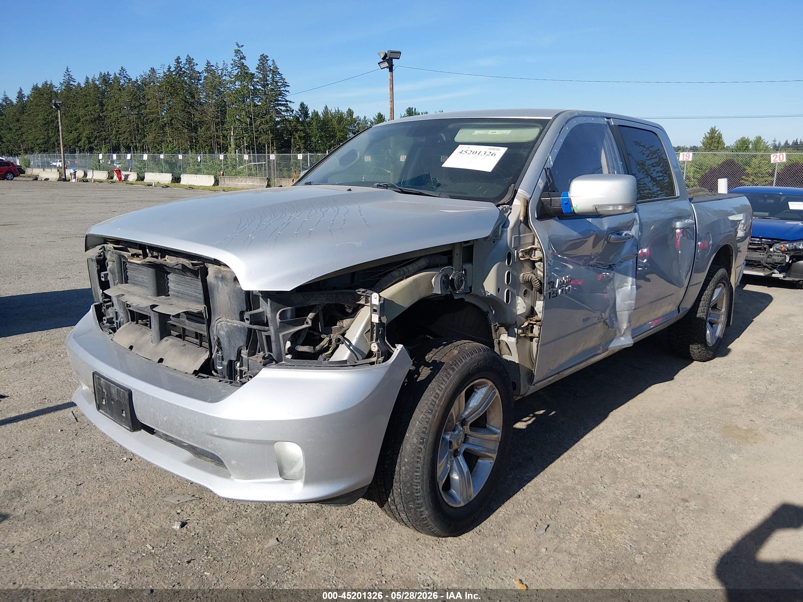 2014 Ram 1500 Sport Silver vin: 1C6RR7MT0ES196132